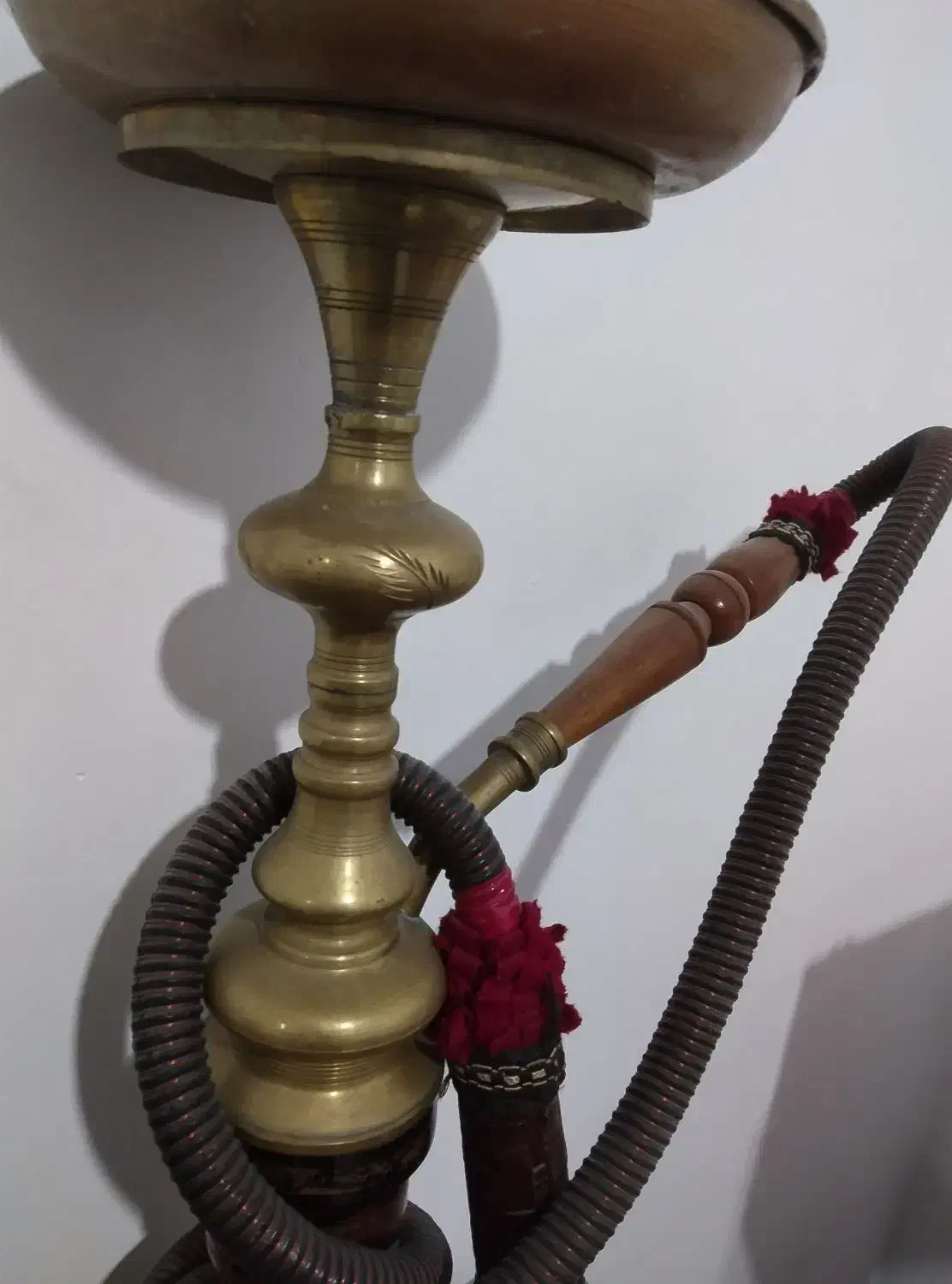 قلیون برنجی|کلکسیون و سرگرمی|رباط‌کریم, کیکاور|دیوار