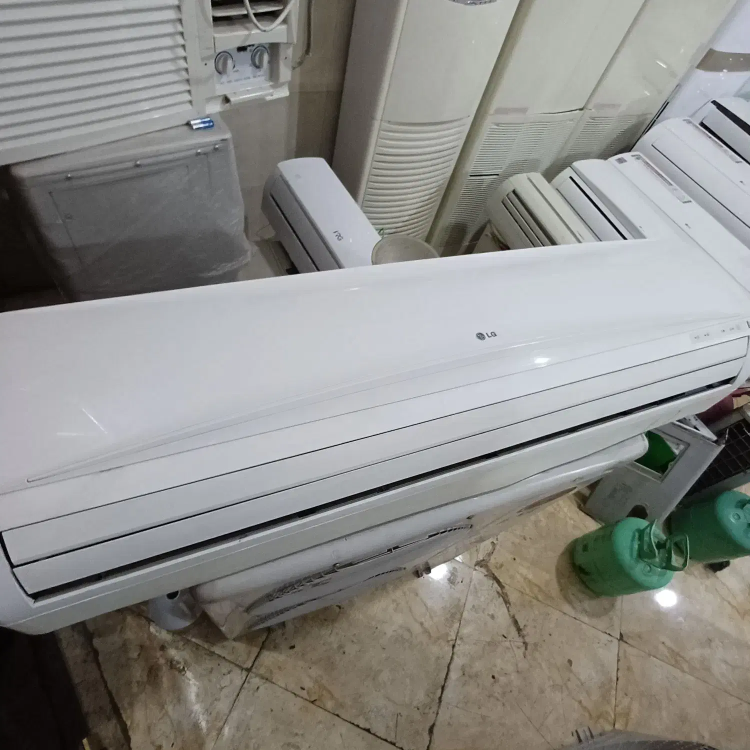 کولر گازی ۳۶۰۰۰۰ ال جی دوفن موتور اسکرال کولرگازی|کولر گازی و فن‌کوئل|تهران, خلیج فارس|دیوار