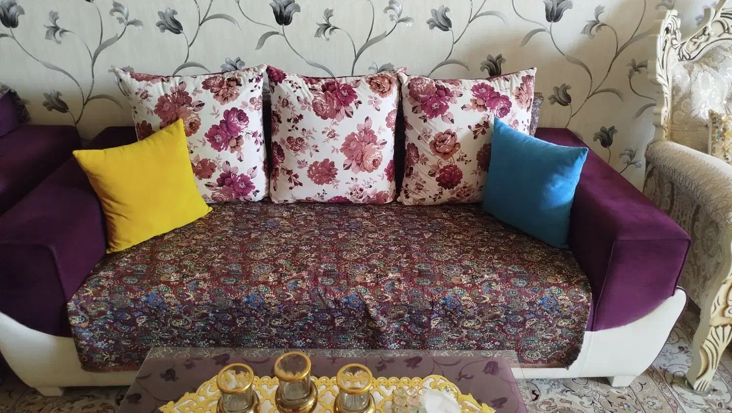 مبل 7نفره.کاملا سالم|مبلمان خانگی و میز عسلی|شیراز, رازی|دیوار