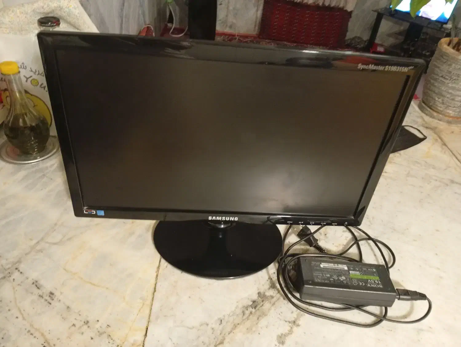 مانیتور LED سامسونگ 19اینچ|قطعات و لوازم جانبی رایانه|هشتگرد, هیو|دیوار