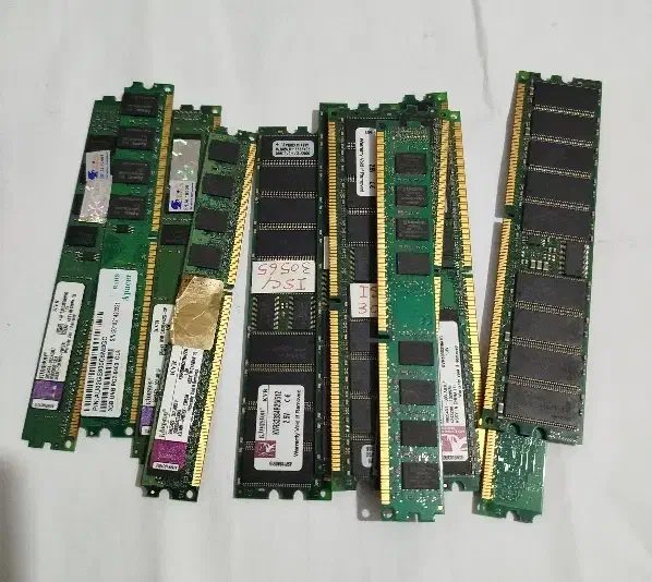 کارت حافظه کامپیوتر|قطعات و لوازم جانبی رایانه|رشت, عینک|دیوار