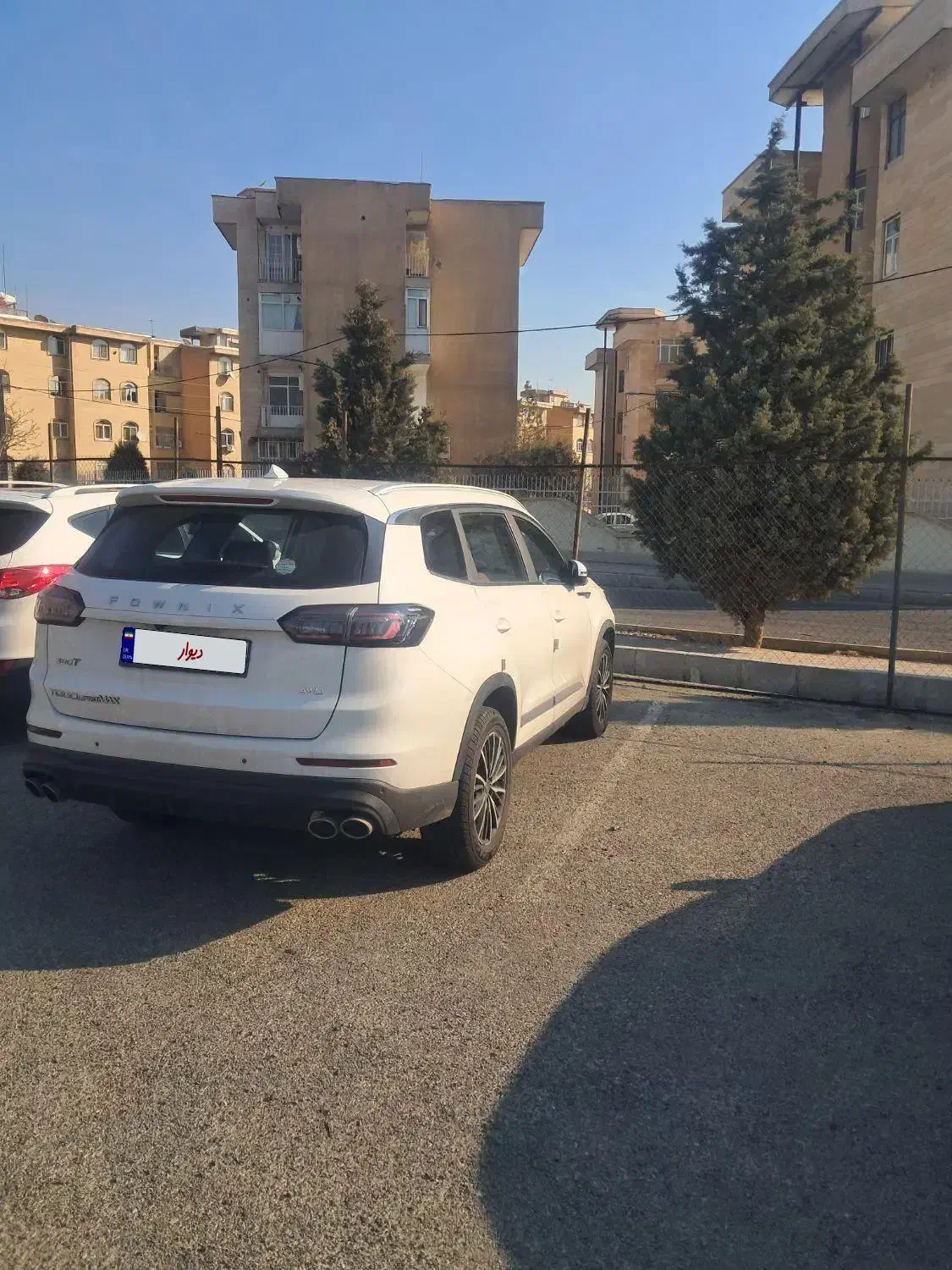 خودرو|خودرو سواری و وانت|اندیشه, اندیشه فاز ۳|دیوار