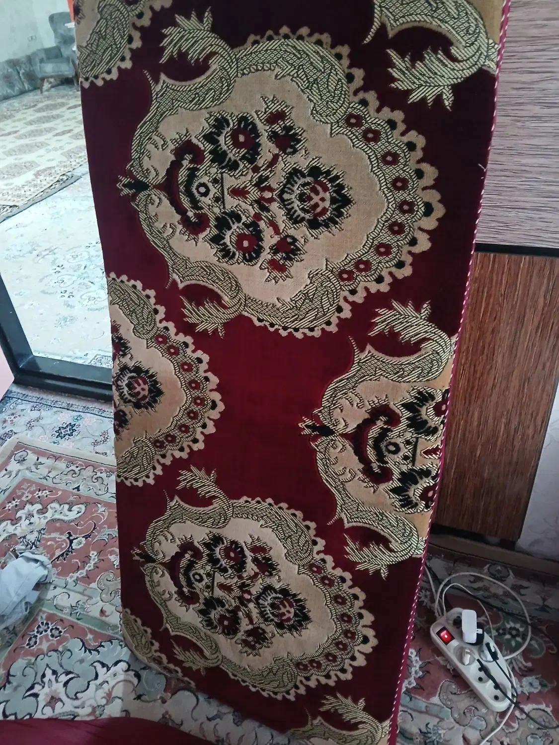 پشتی|پشتی|اهر, |دیوار