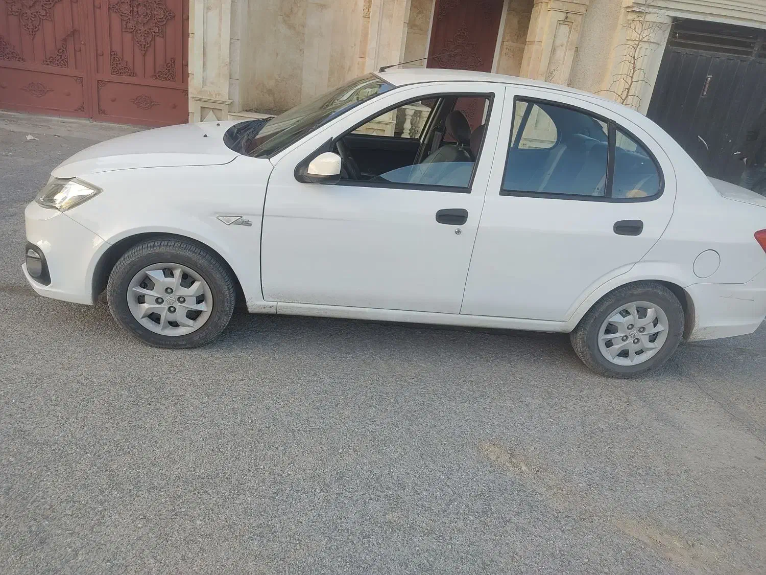 ساینا1402|خودرو سواری و وانت|اراک, |دیوار