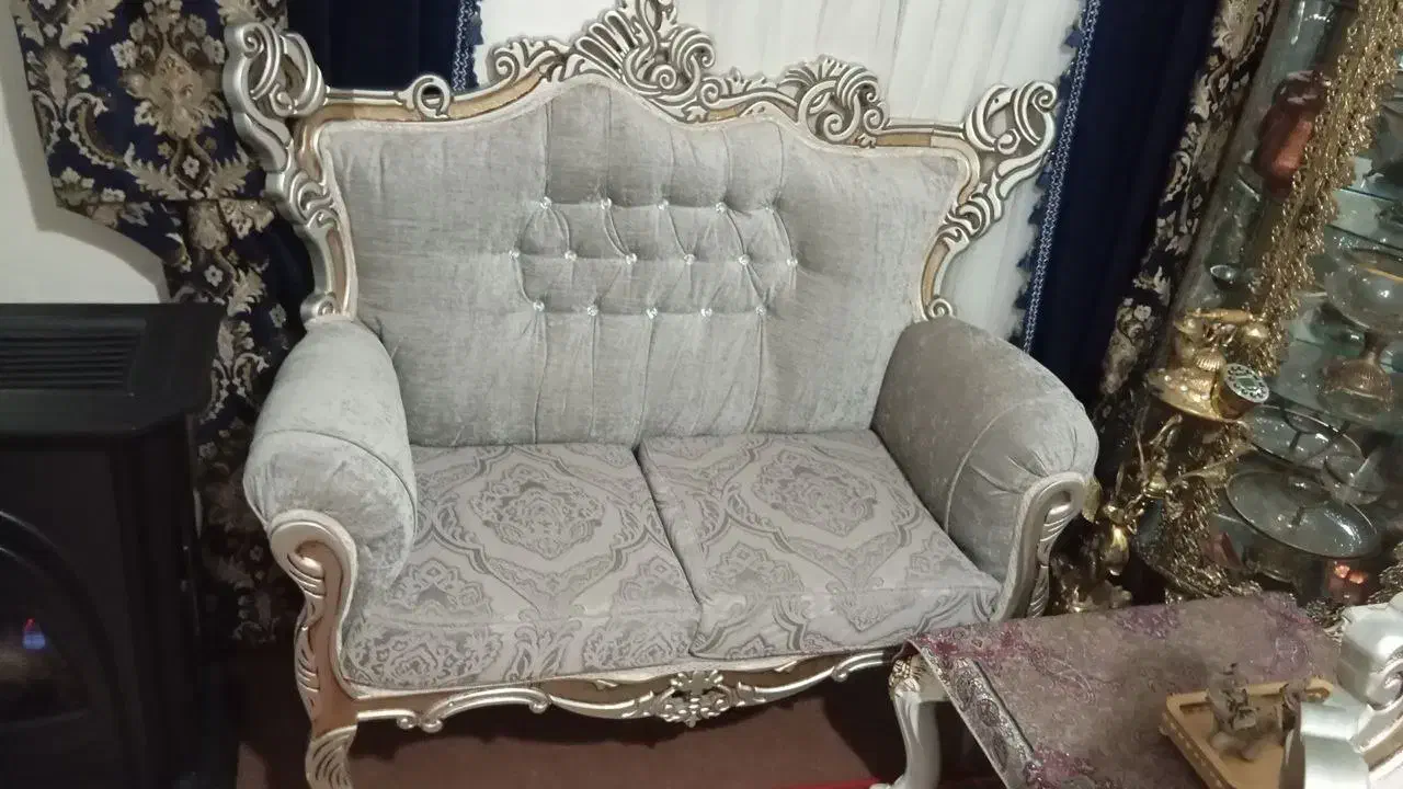 مبلمان سلطنتی در حد نو|مبلمان خانگی و میز عسلی|بروجرد, |دیوار