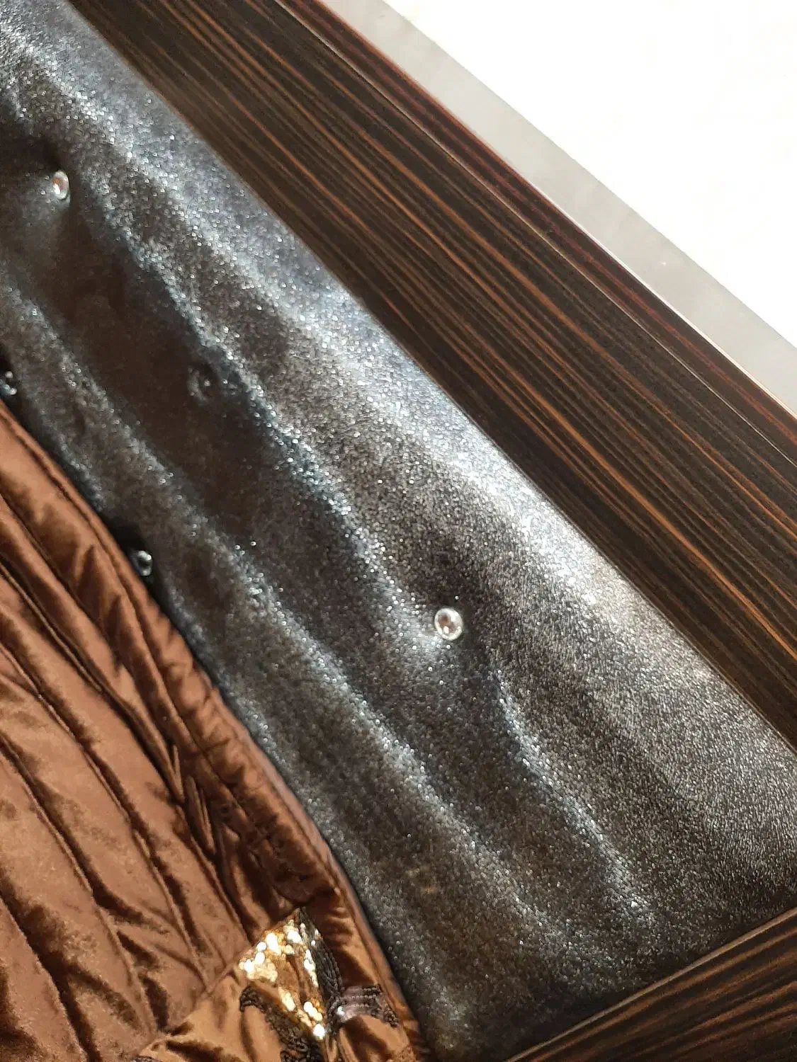 تخت|تخت و سرویس خواب|مشهد, شهرک لشکر (شهرک غرب)|دیوار