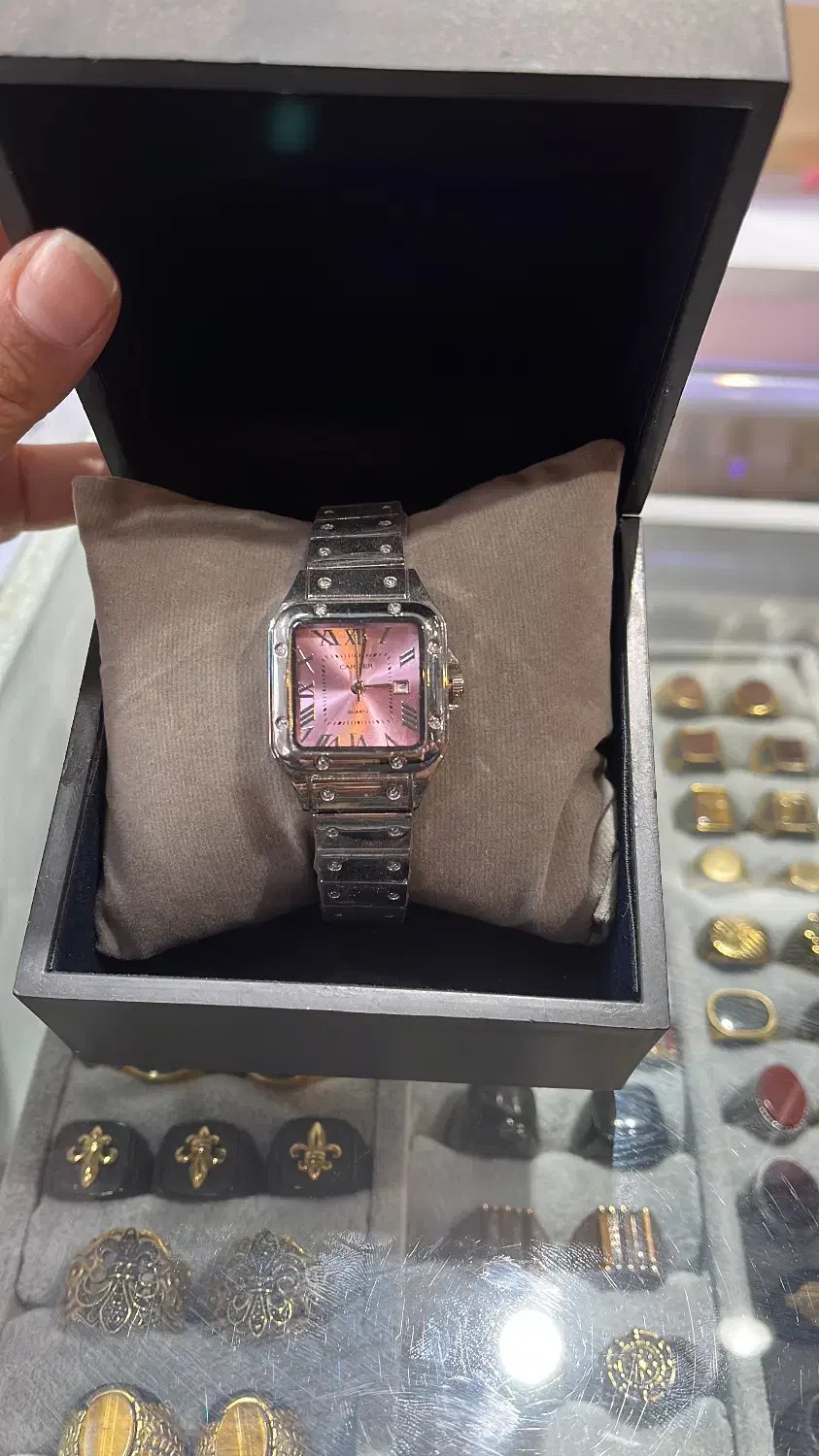 ساعت|ساعت|فیروزآباد (فارس), |دیوار