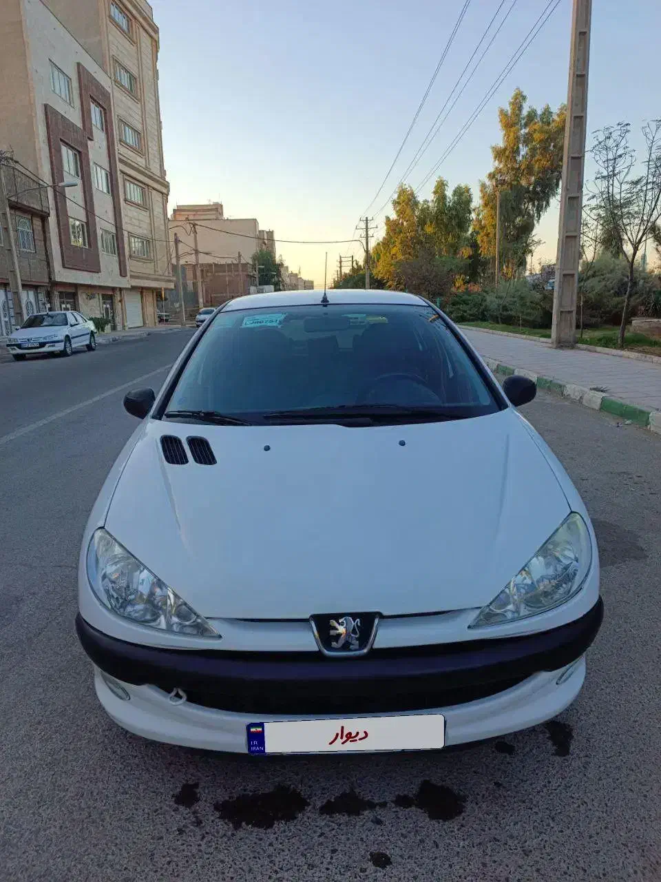 پژو ۲۰۶ مدل اسفند ۱۳۹۹ کم کار تمیز|خودرو سواری و وانت|قم, آزادگان|دیوار