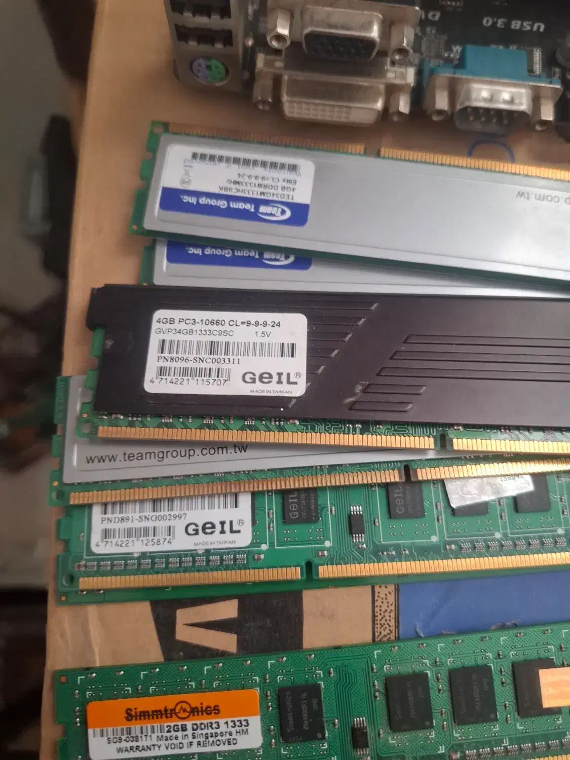 رم ۴ گیگ ddr3 و باندل h61|قطعات و لوازم جانبی رایانه|شیراز, شهرک ولیعصر|دیوار