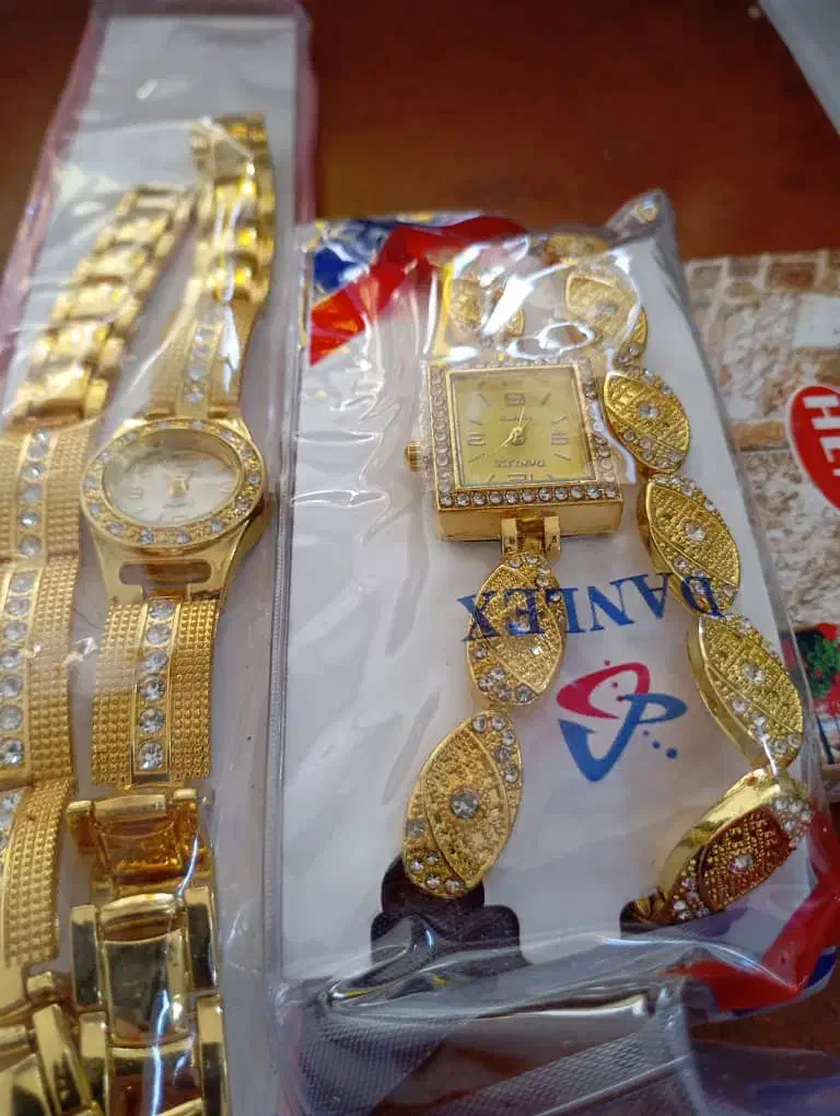 ساعت های دخترونه همراه با دستبند|ساعت|شادگان, |دیوار