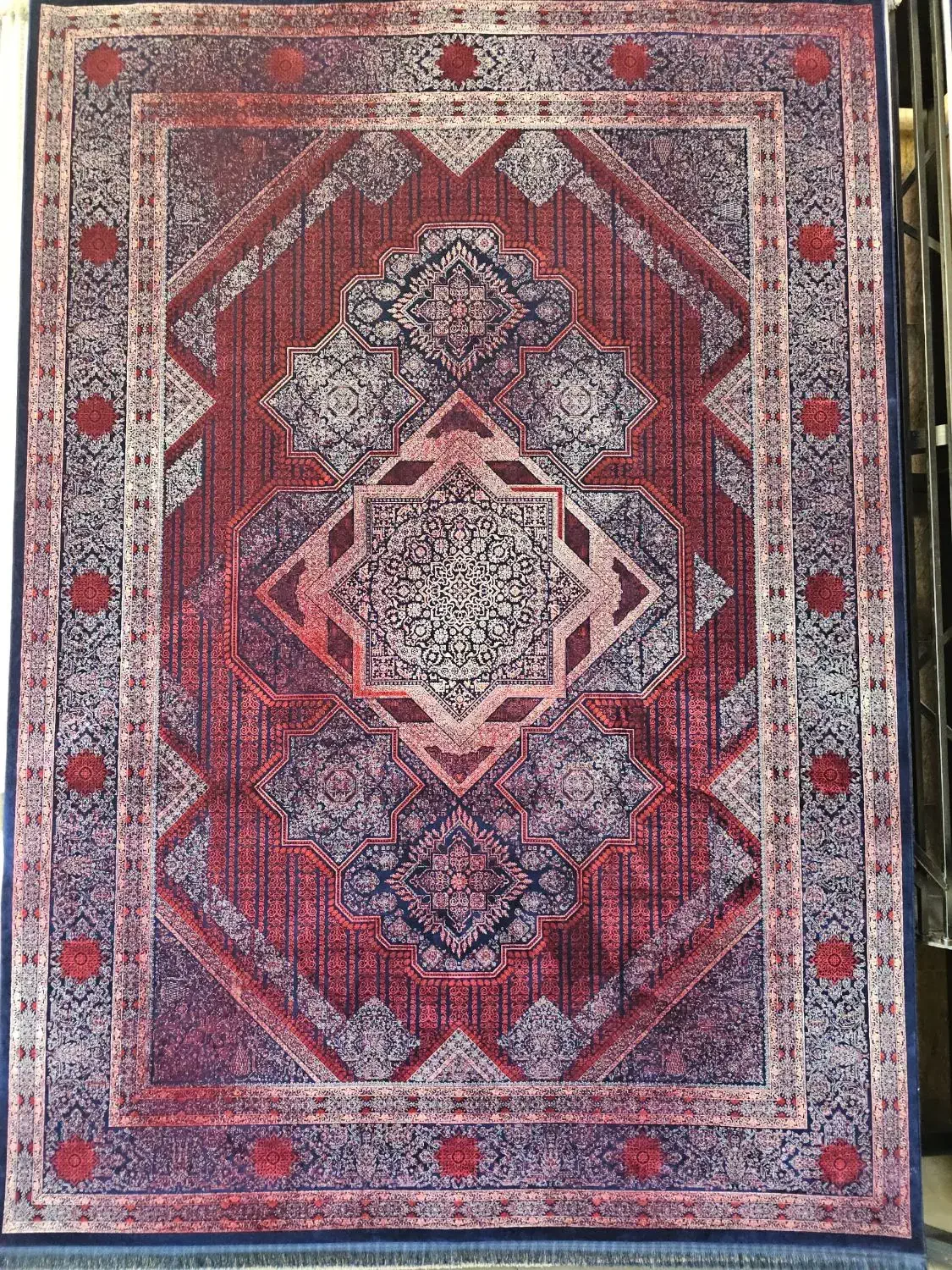 فرش مددی (مرینوس کاشان) ۱۵۰۰شانه|فرش|شیراز, شهرک گلها|دیوار