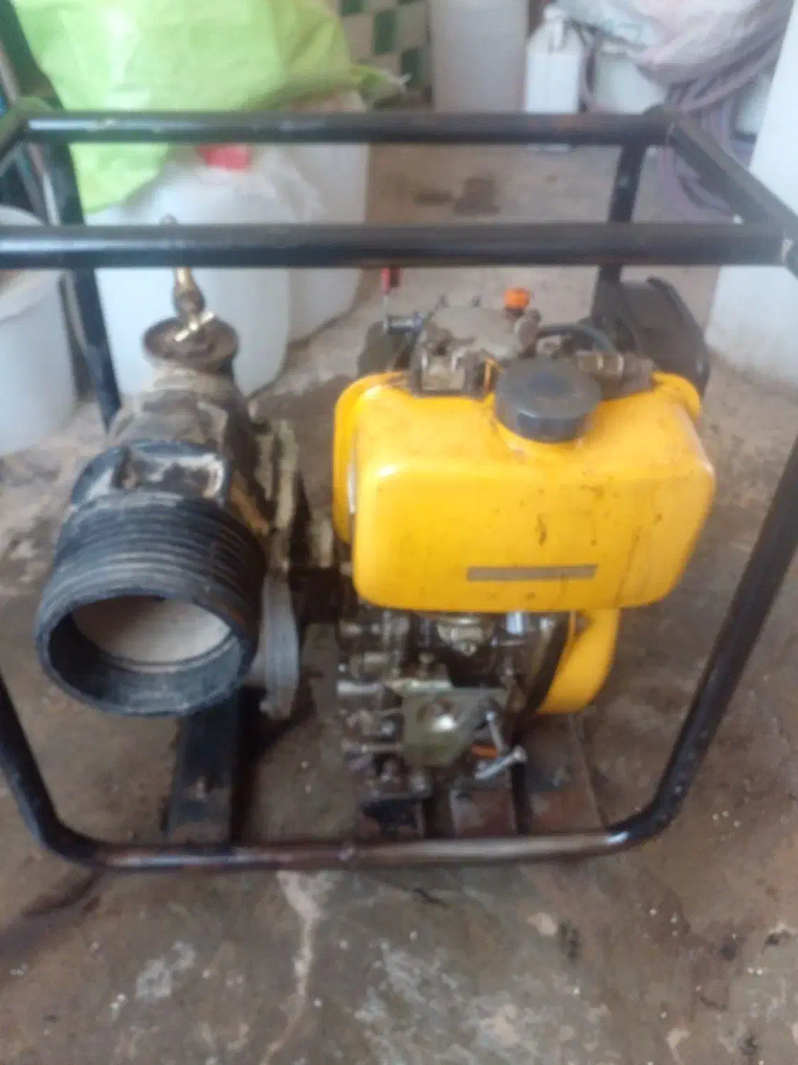 موتور آب|ماشین‌آلات صنعتی|بزینه رود, |دیوار