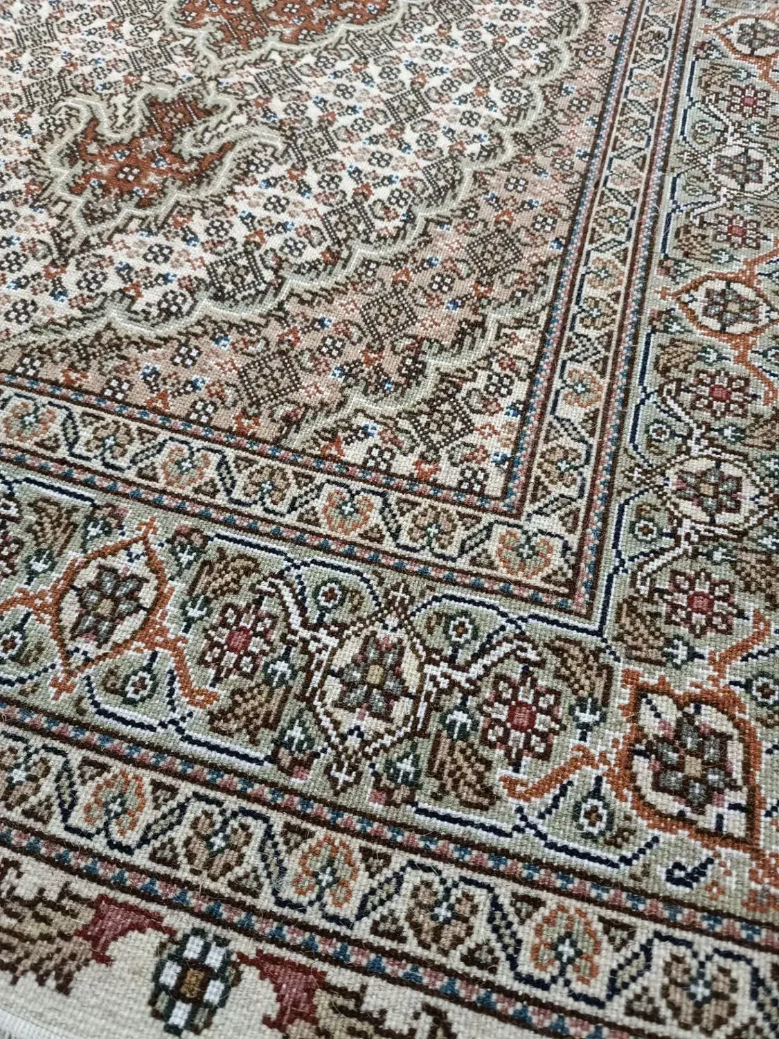 فرش دست باف زرنیم|فرش|ارومیه, |دیوار