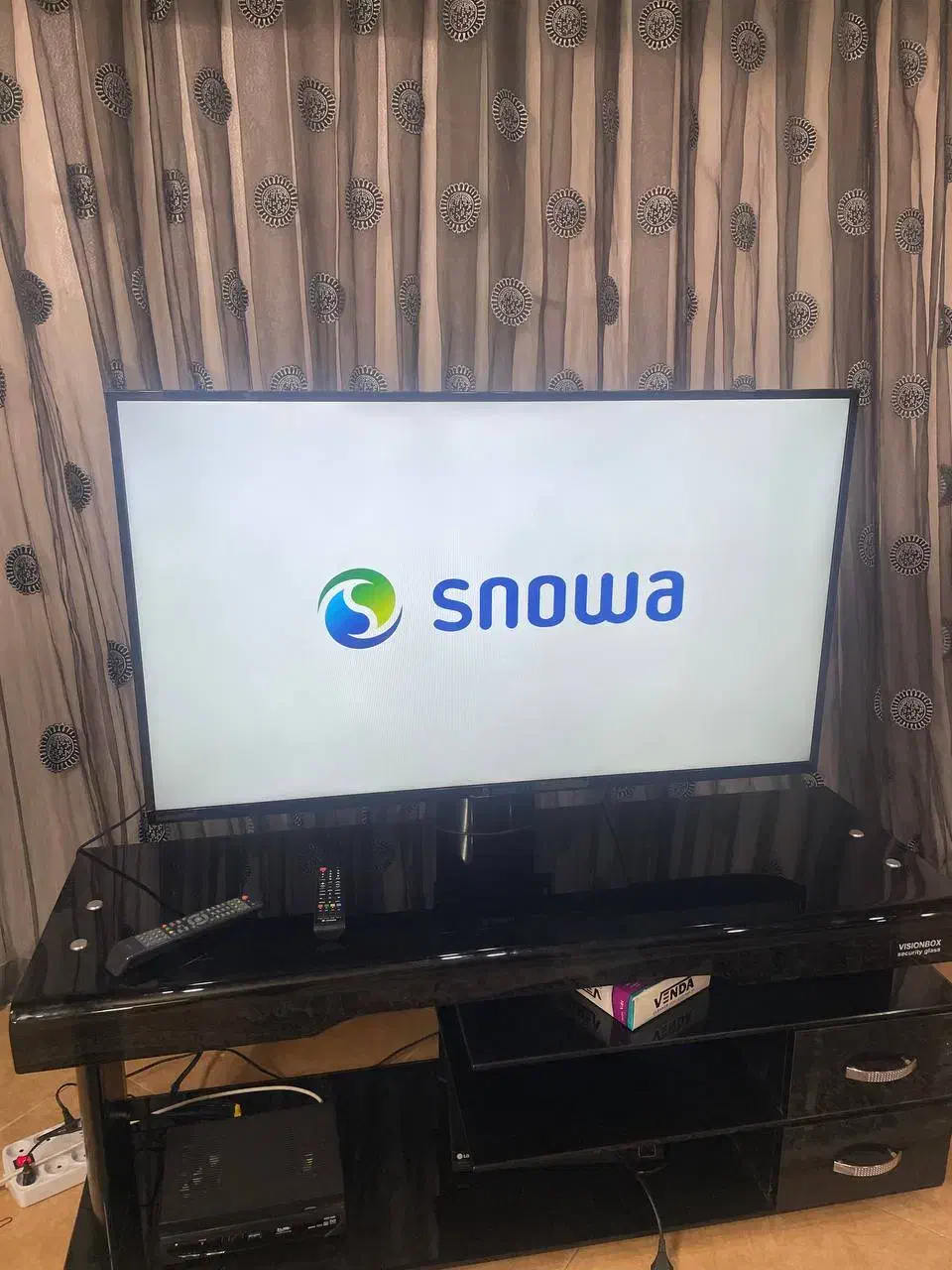 تلویزیون|تلویزیون و پروژکتور|آزادشهر, |دیوار