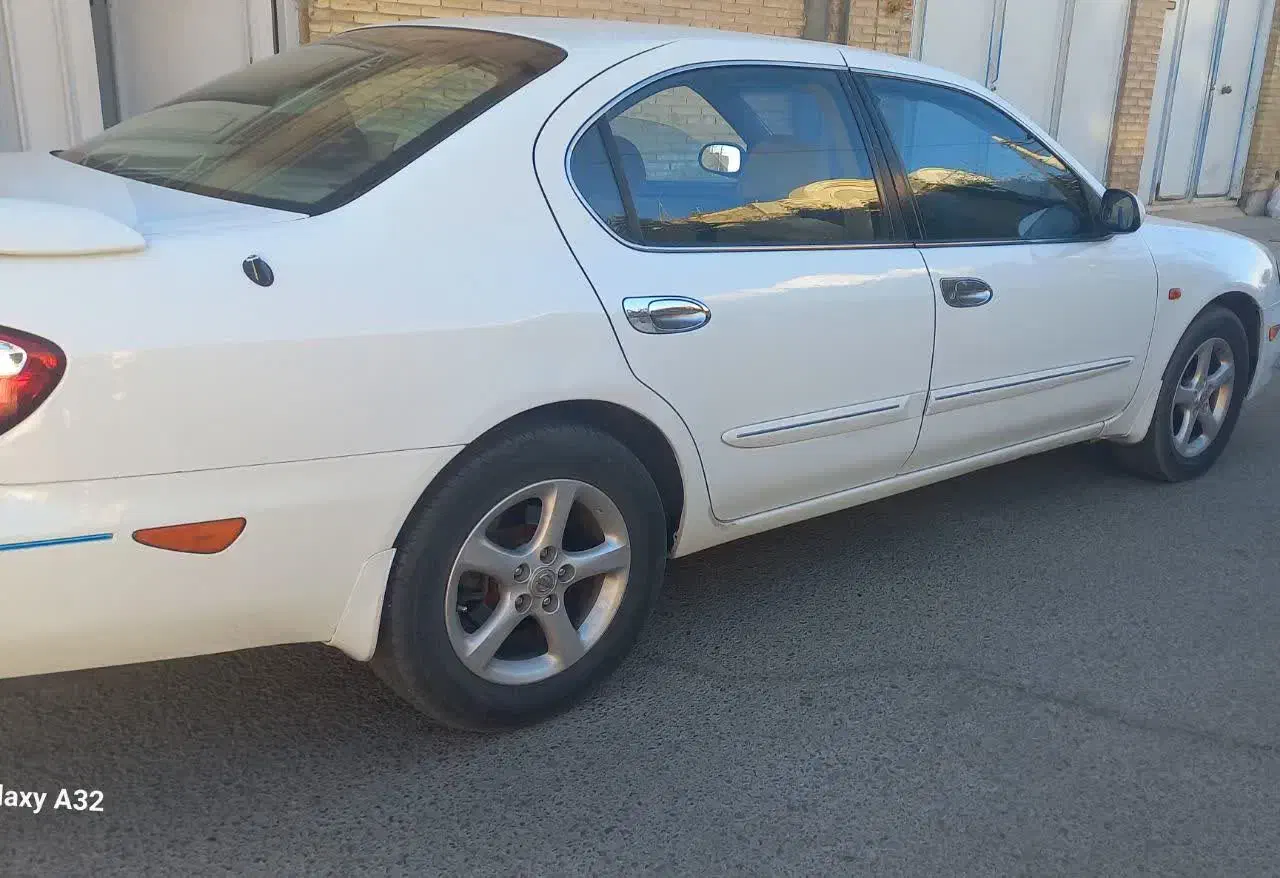 نیسان ماکسیمامدل ۸۸ اتومات سفید|خودرو سواری و وانت|یزد, |دیوار