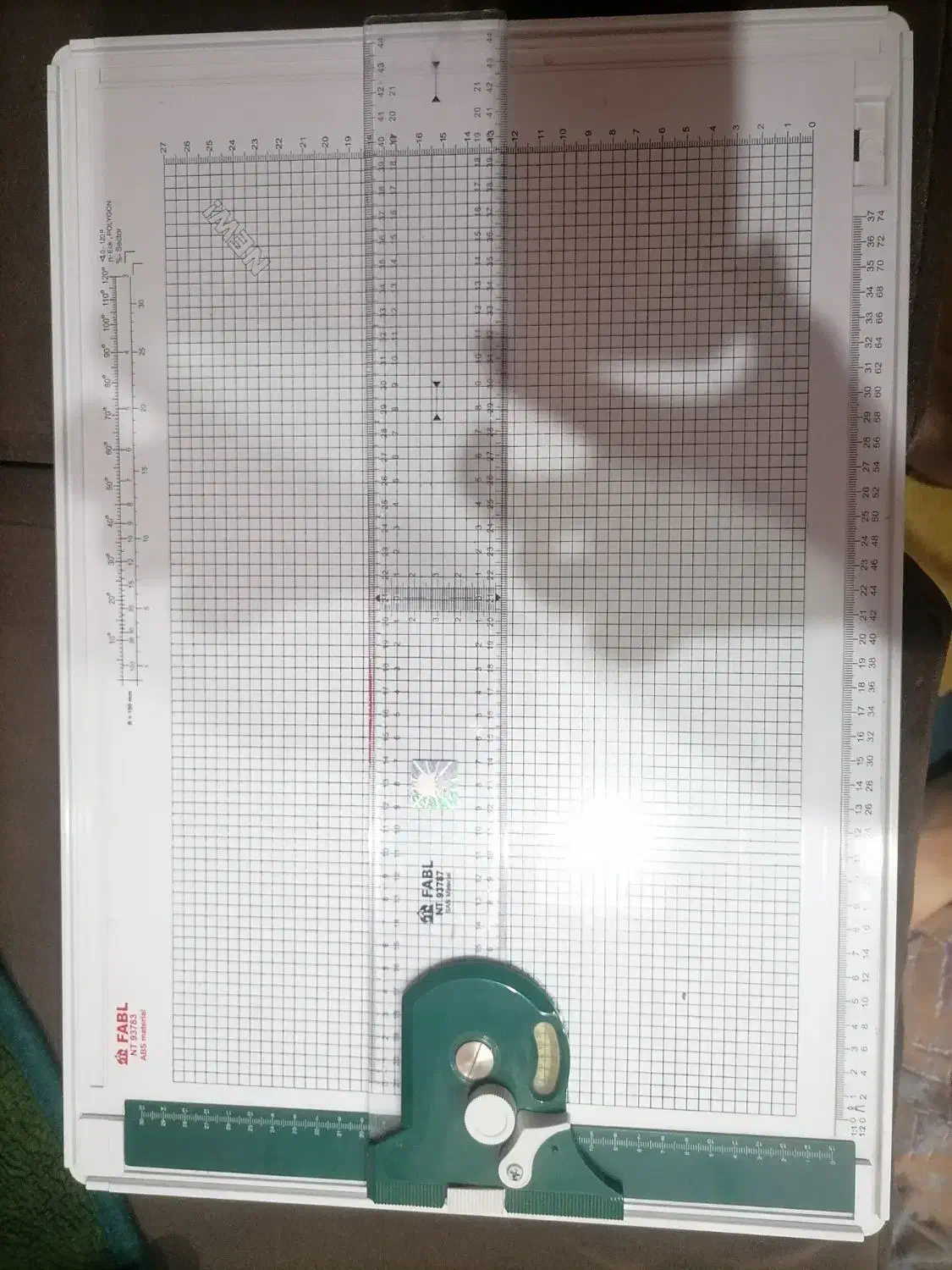 تخته رسم برای نقشه کشی|لوازم التحریر|گنبد کاووس, |دیوار