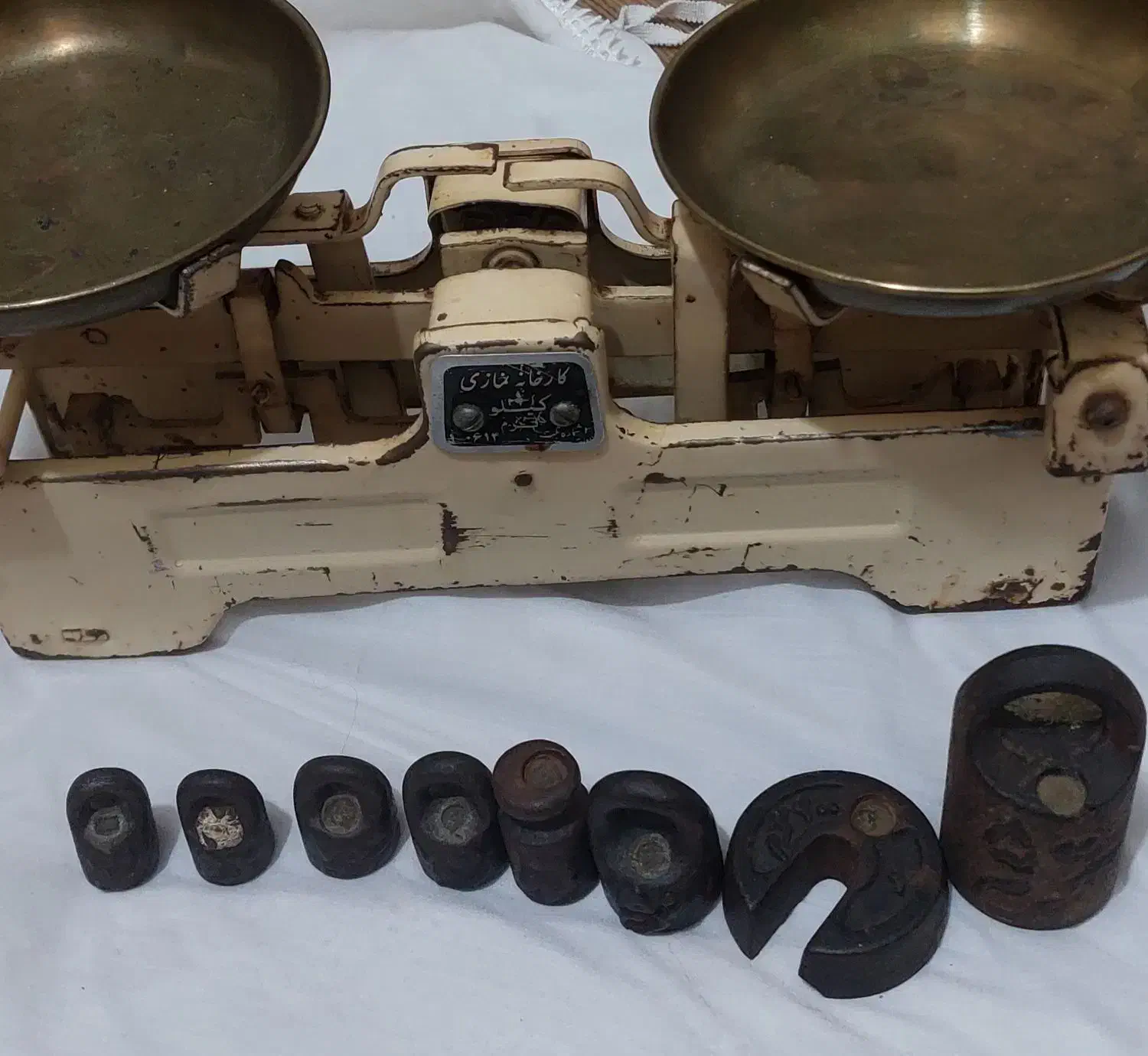 ترازو قدیمی|کلکسیون اشیاء عتیقه|مشهد, خواجه ربیع|دیوار