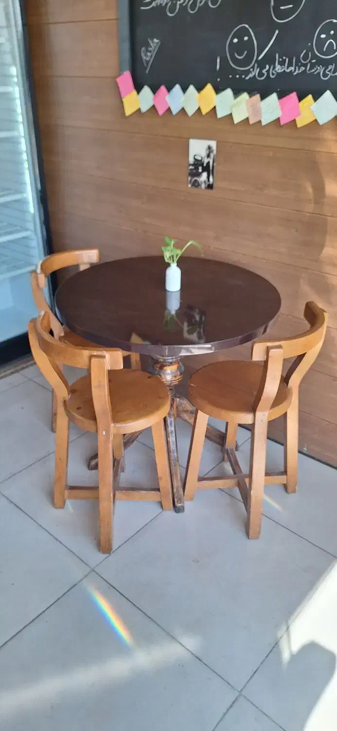 میز و صندلی چوبی|صندلی و نیمکت|کازرون, |دیوار