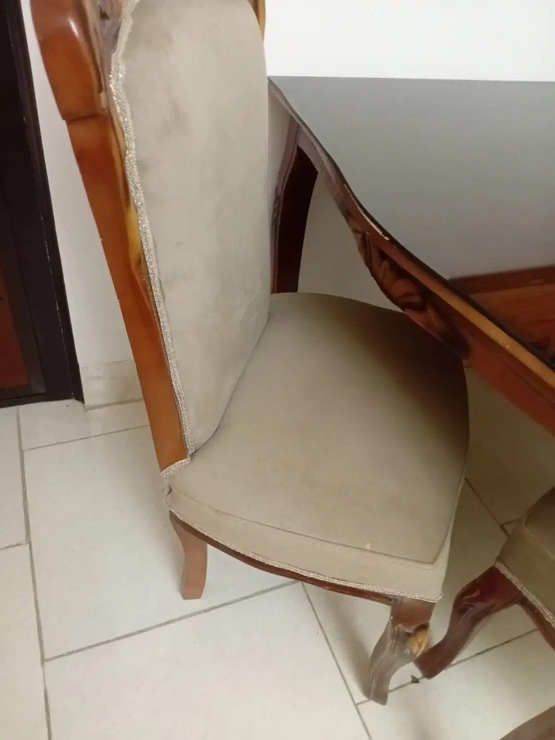 ناهارخوری|میز و صندلی غذاخوری|یزد, |دیوار