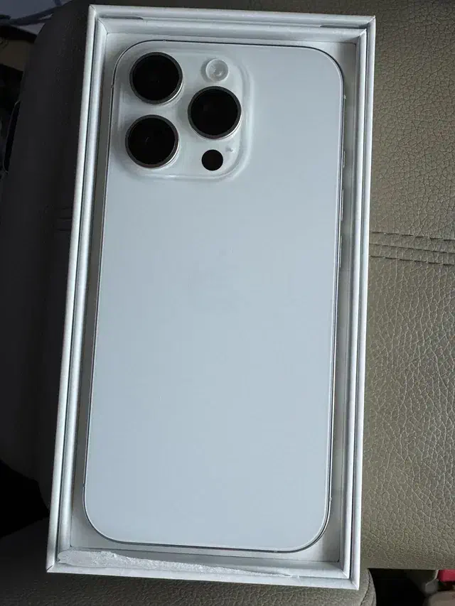 Iphone 16 pro|موبایل|اصفهان, باغ زیار|دیوار