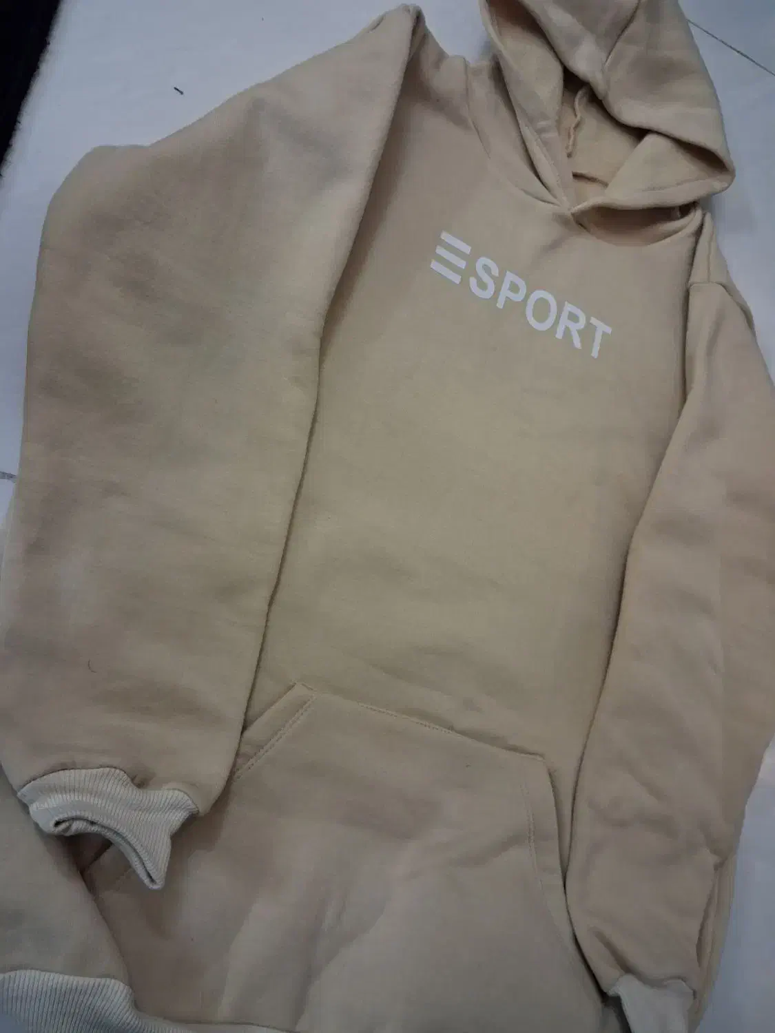 شالوکلاه و هودی|لباس|تبریز, |دیوار