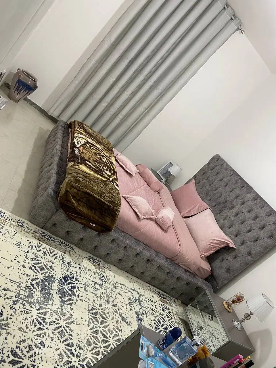 سرویس چینی و پرده و پاسماوری|ظروف سرو و پذیرایی|ساوه, |دیوار