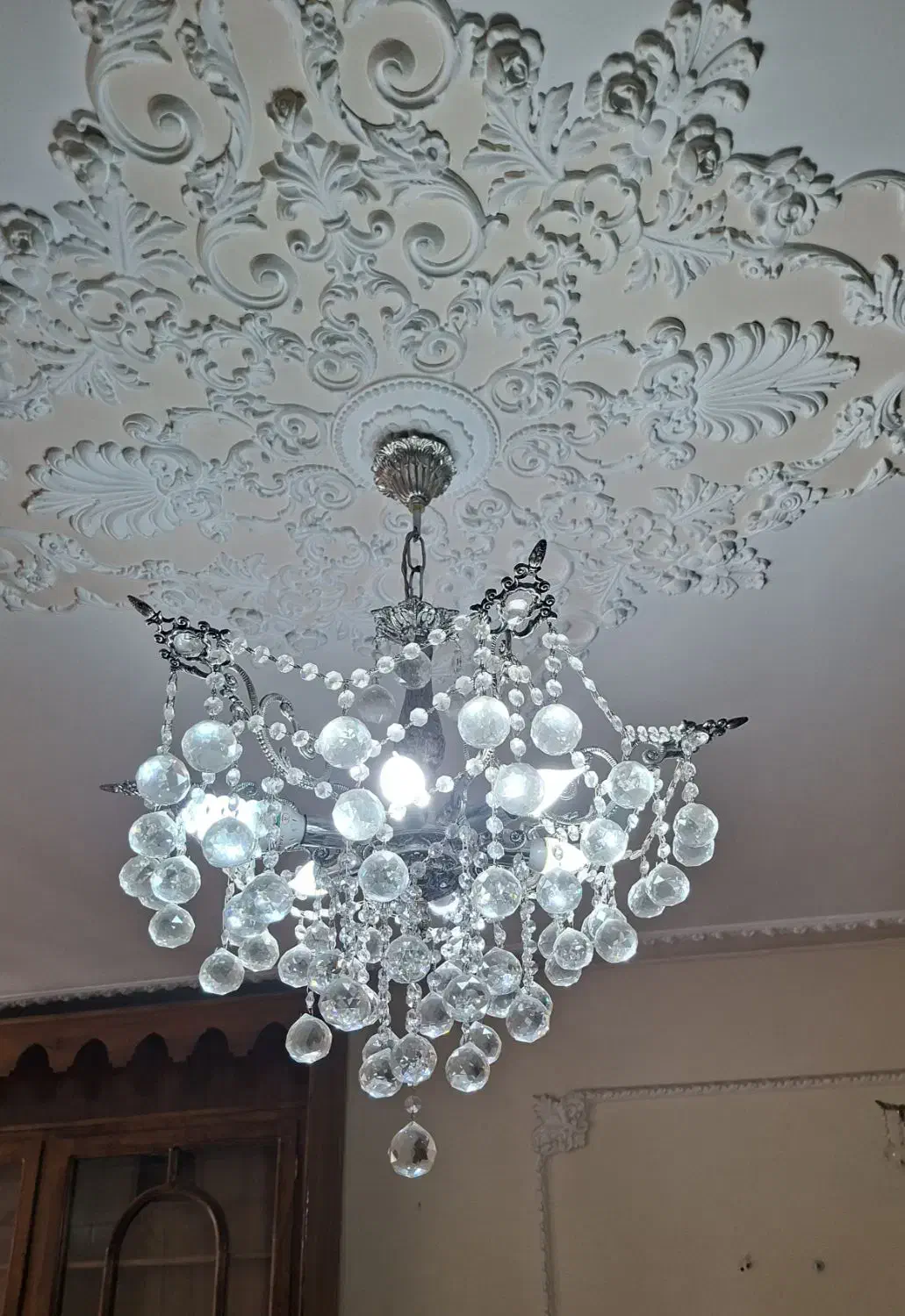 لوستر جفت|لوستر و چراغ آویز|کرج, فاز ۳ گوهردشت|دیوار