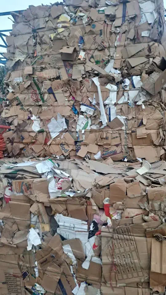 خرید و فروش ضایعات کارتن و کاغذ(پرس کارتن فارسی)|عمدهفروشی|ری, شهرک نظامی|دیوار