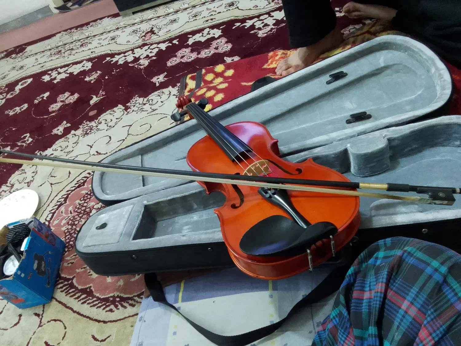 ویلون|ویولن|سمنان, |دیوار