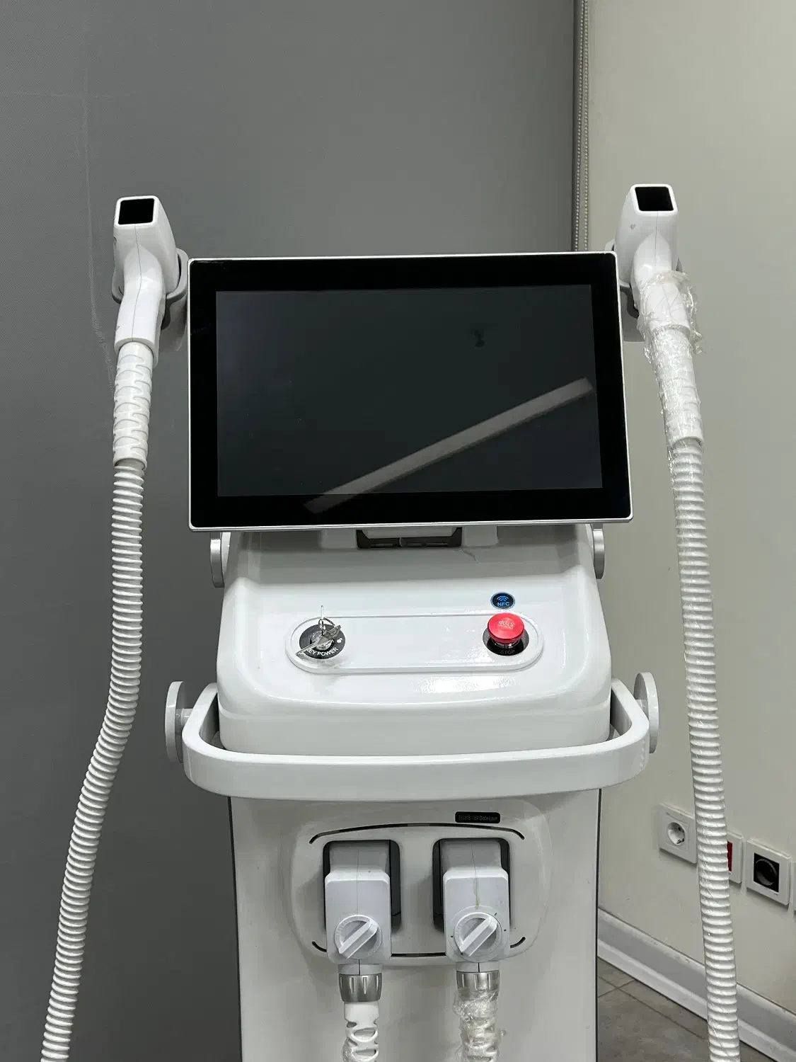 لیزر فول بادی|خدمات آرایشگری و زیبایی|کرج, گوهردشت|دیوار