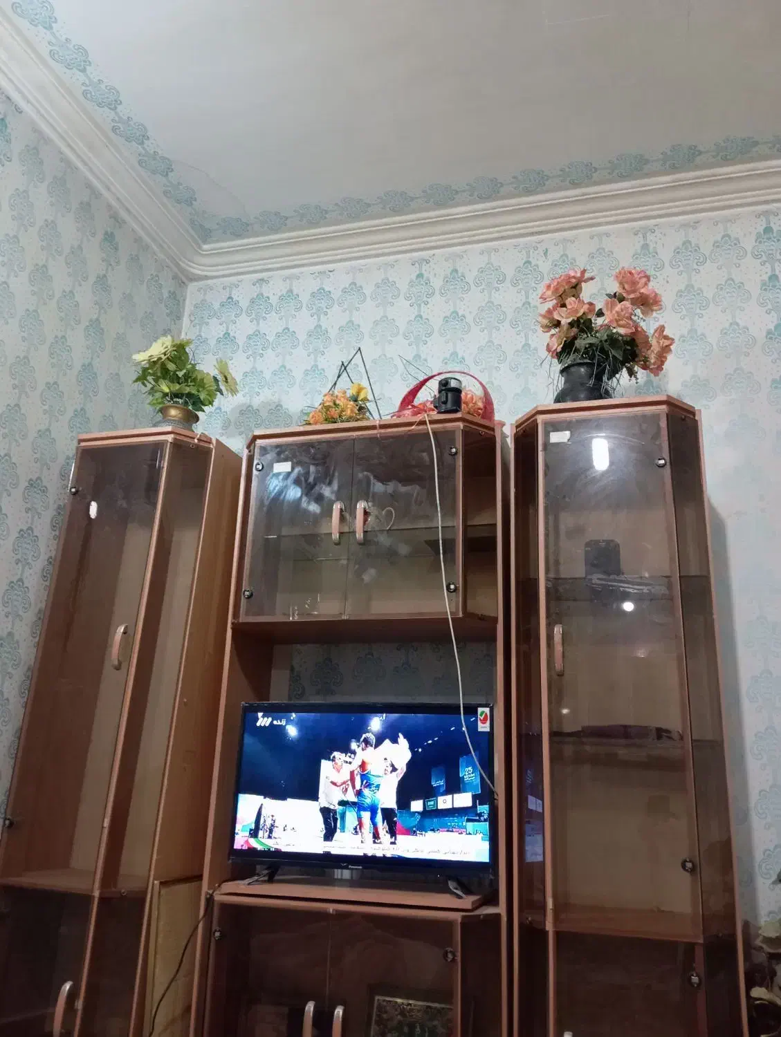 ست سه تکه ،شامل دو تا بوفه و یک میز تلوزیون|بوفه، ویترین، کنسول|زاهدان, |دیوار