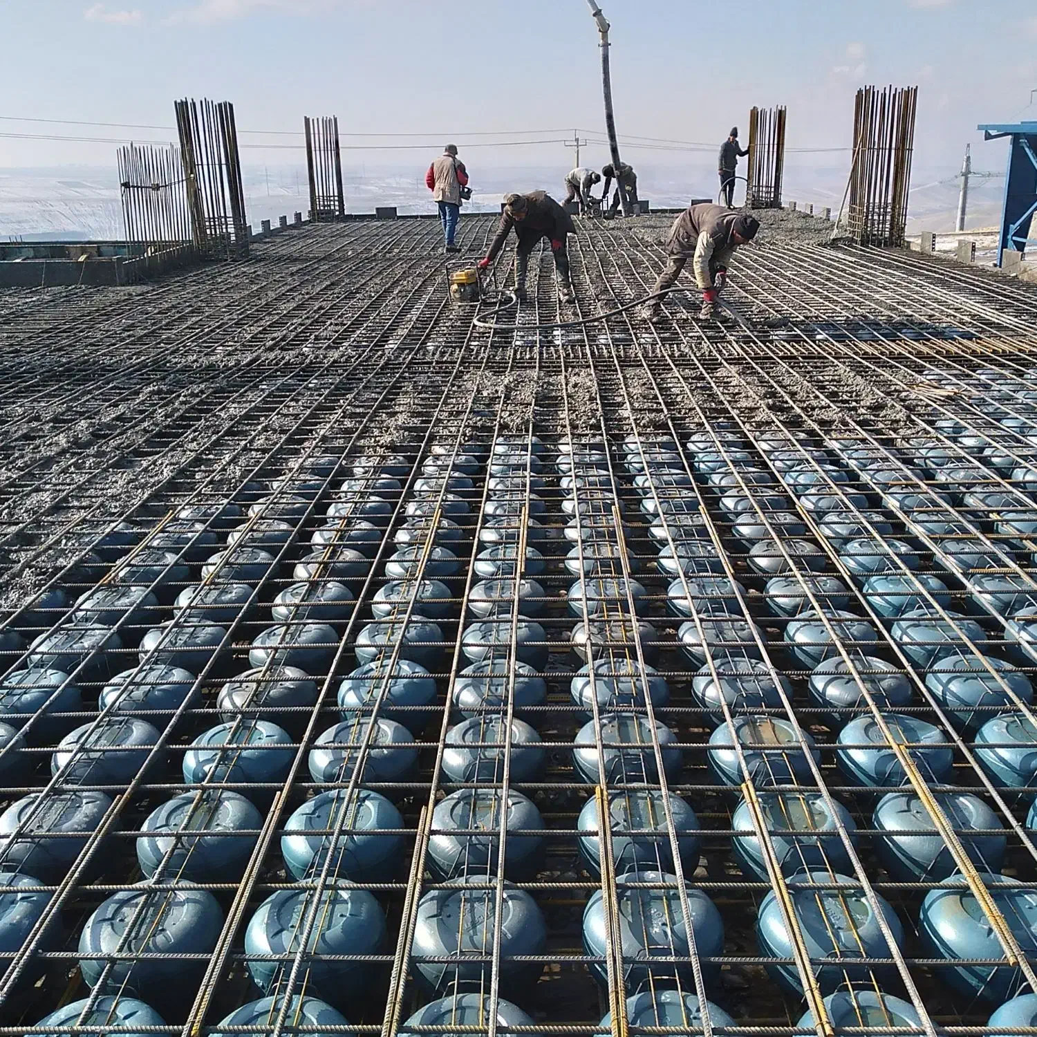 آرماتوربندی. قالب بندی .بتن ریزی|خدمات پیشه و مهارت|تبریز, |دیوار