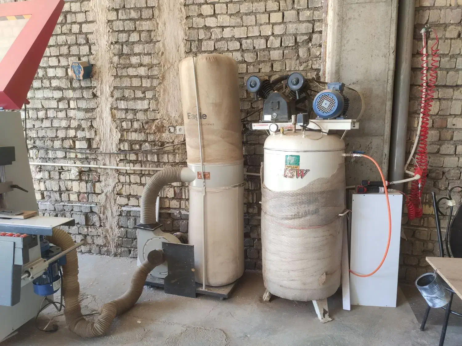 دورکن لبه چسبان مکنده پمپ باد کابل تابلو برق|ماشینآلات صنعتی|قم, بیست متری ولیعصر|دیوار