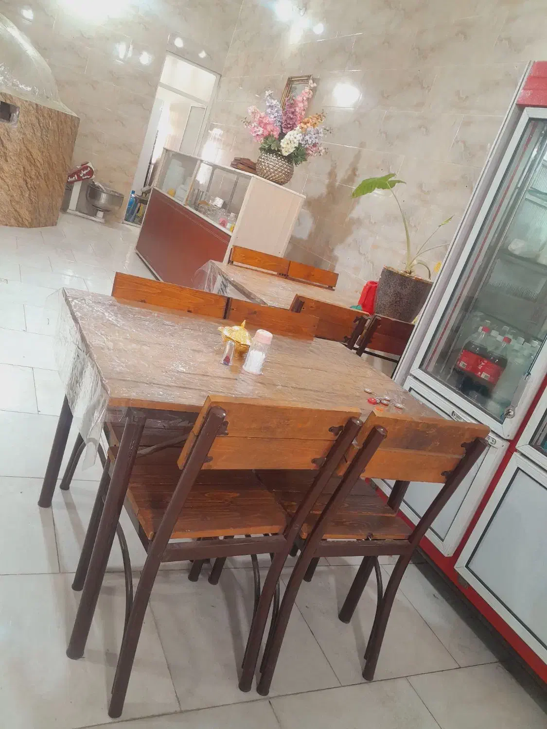 میز صندلی ۵نفره سماور و صندلی انتظار|میز و صندلی غذاخوری|ارومیه, |دیوار