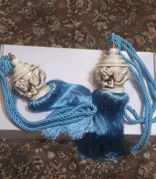 گل میخ و کمر پرده|پرده، رانر، رومیزی|تهران, نعمتآباد|دیوار