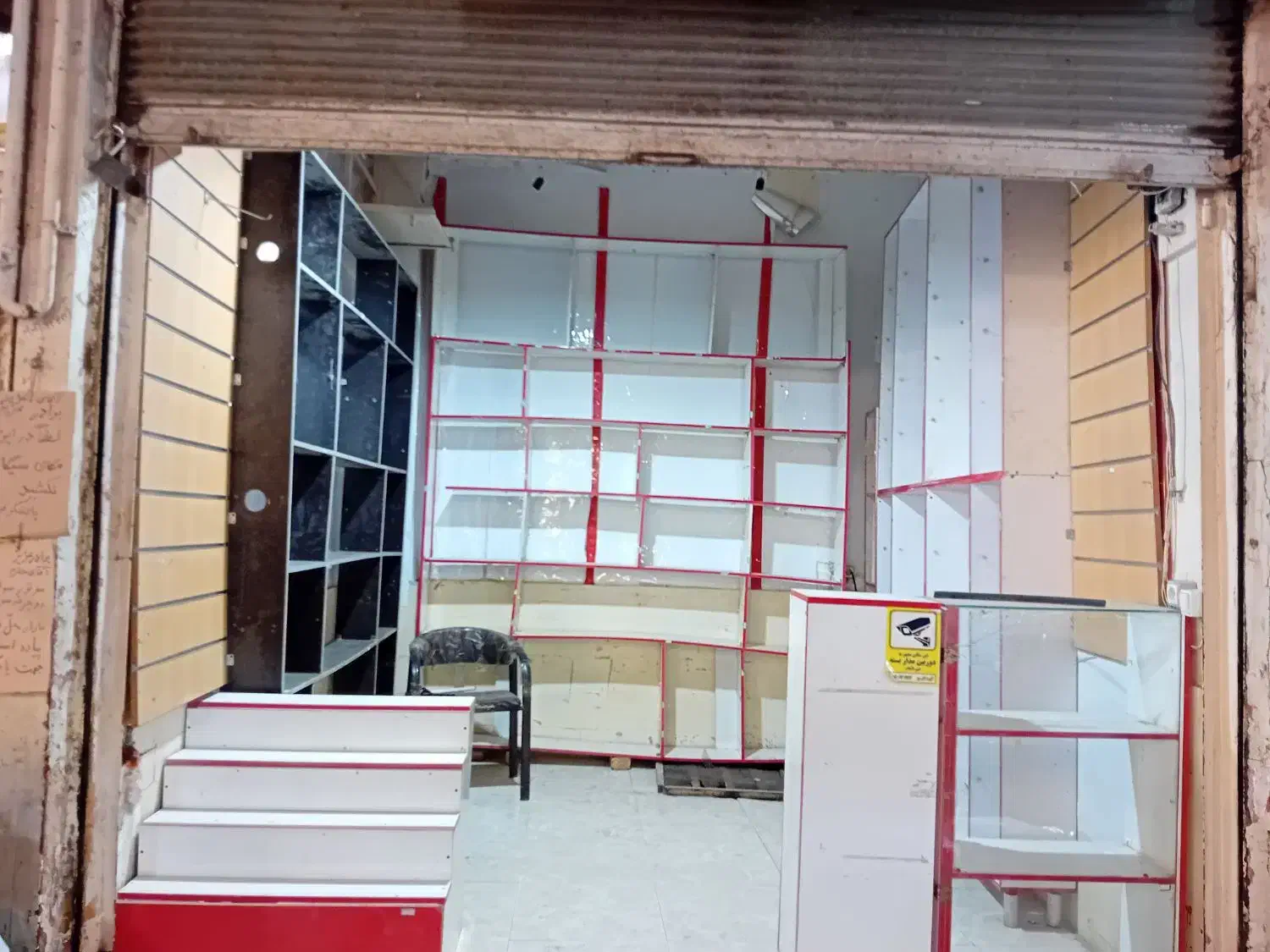 اجاره مغازه در بازار بزرگ قزوین|اجارهٔ مغازه و غرفه|قزوین, |دیوار