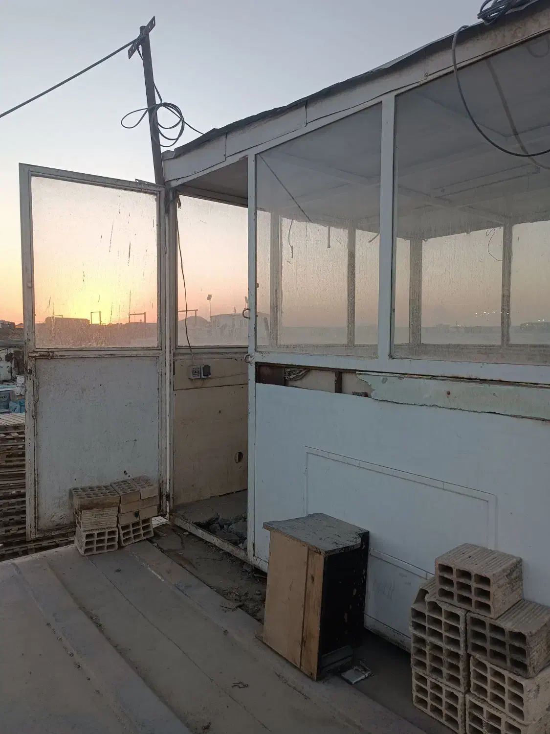 کانکس نگهبانی|مصالح و تجهیزات ساختمان|رباط‌کریم, رباط‌کریم|دیوار