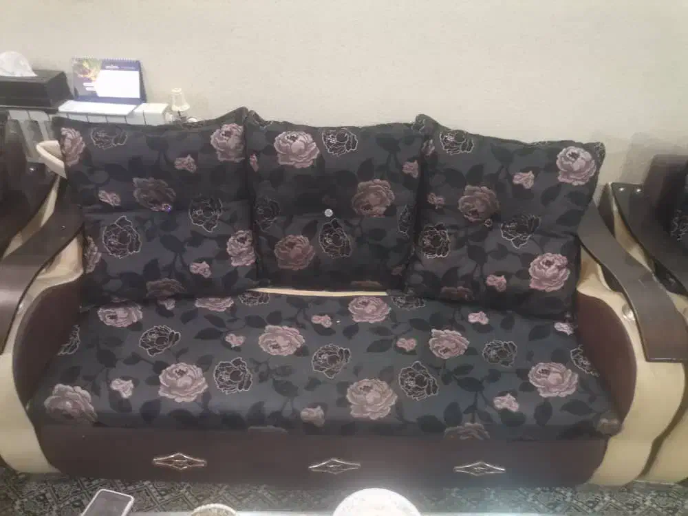 مبل راحتی 7تفره در حدنو خیلی کم کار|مبلمان خانگی و میز عسلی|زاهدان, |دیوار