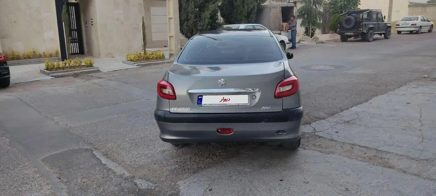 206sdv8|خودرو سواری و وانت|شیراز, غدیر جنوبی|دیوار