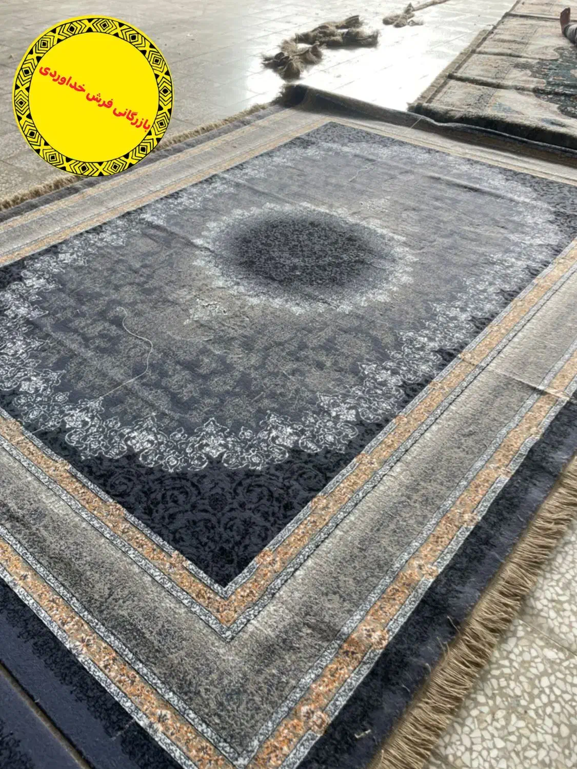 قدوسی پایتخت فرش//قیمت ها را شکست*|فرش|کرمان, |دیوار