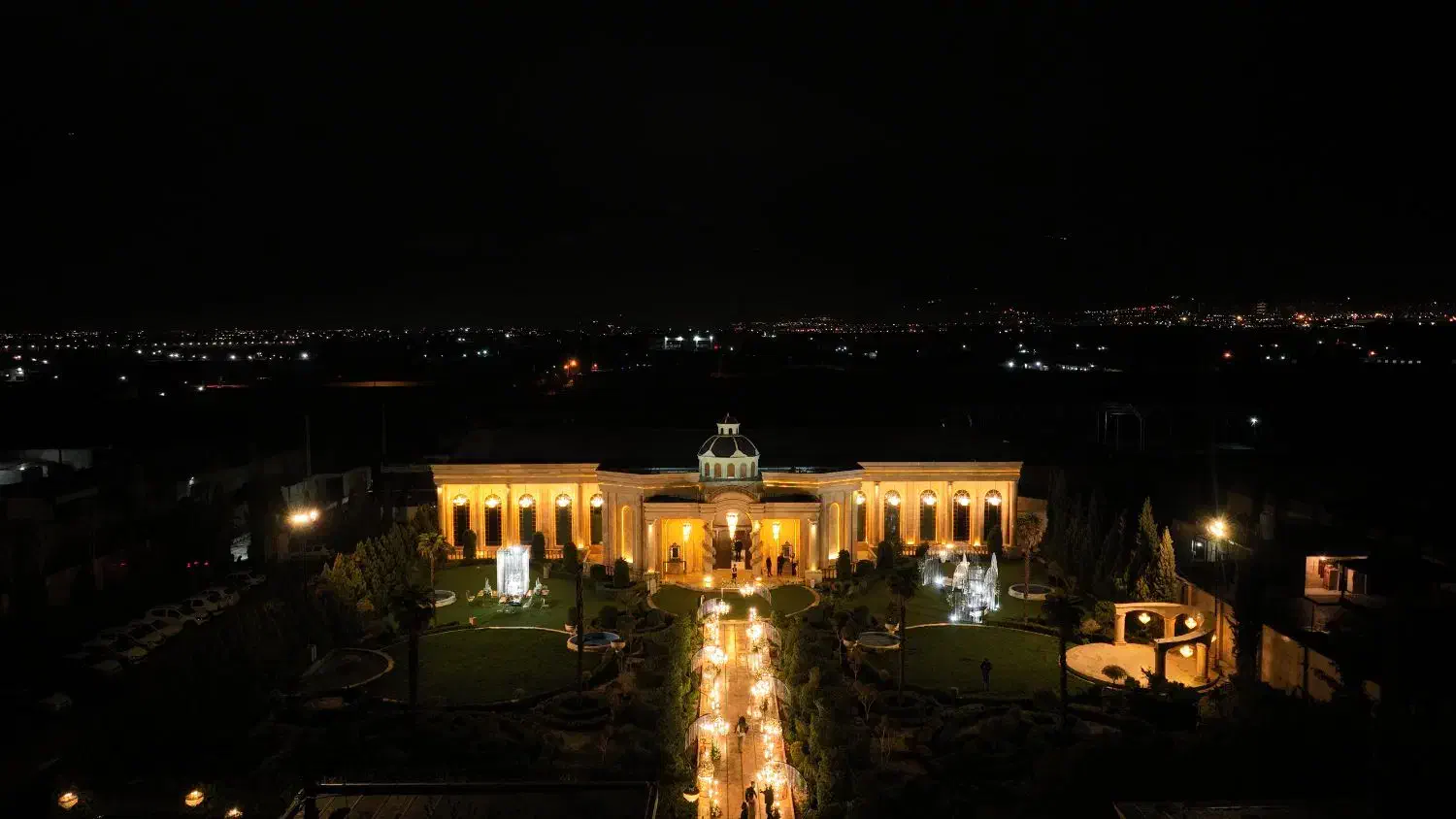 باغ عمارت تشریفات عروسی(پکیج ویژه زمستان)|خدمات پذیرایی، مراسم|تهران, شهرک صدرا|دیوار