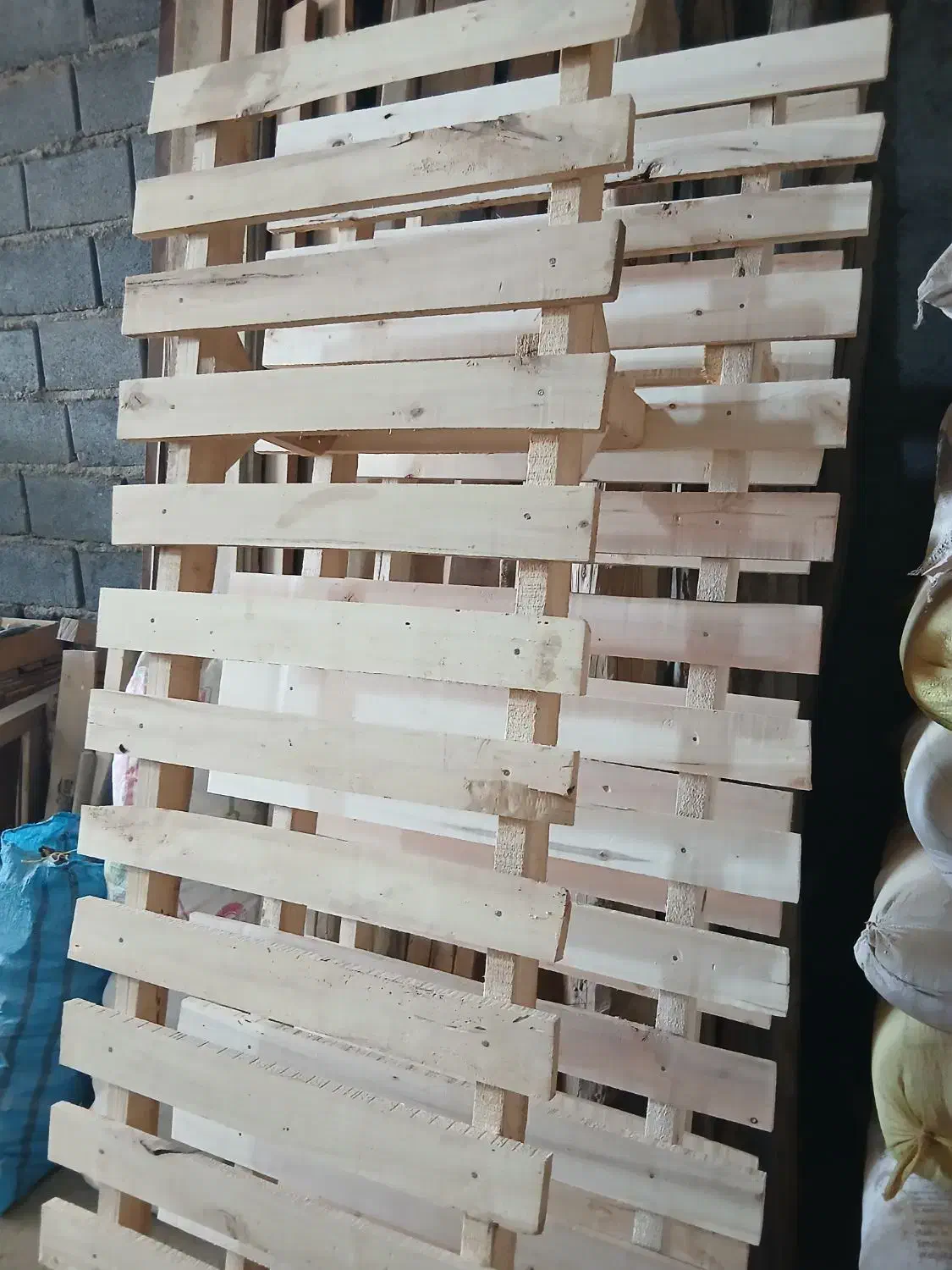 کفی تخت زیر تختی تمام چوب|تخت و سرویس خواب|شیروان (خراسان), |دیوار