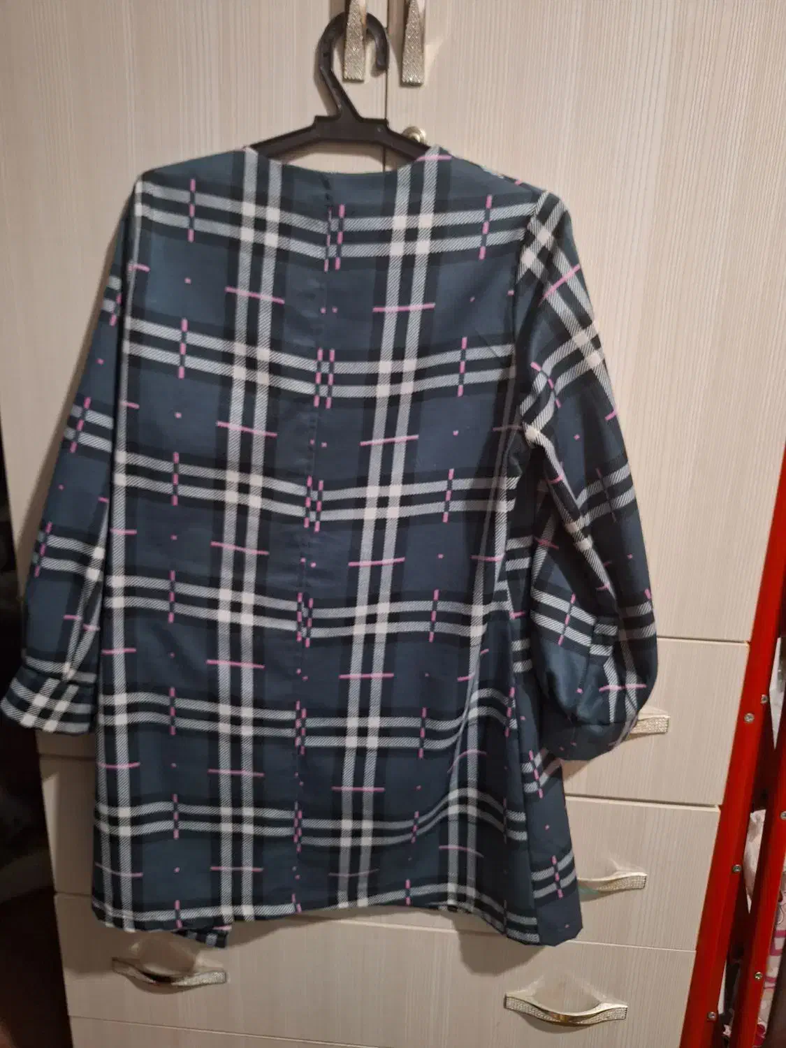 مانتو درحدنو سایز ۳۸ و ۴۰|لباس|قم, تولید دارو و یخچال|دیوار