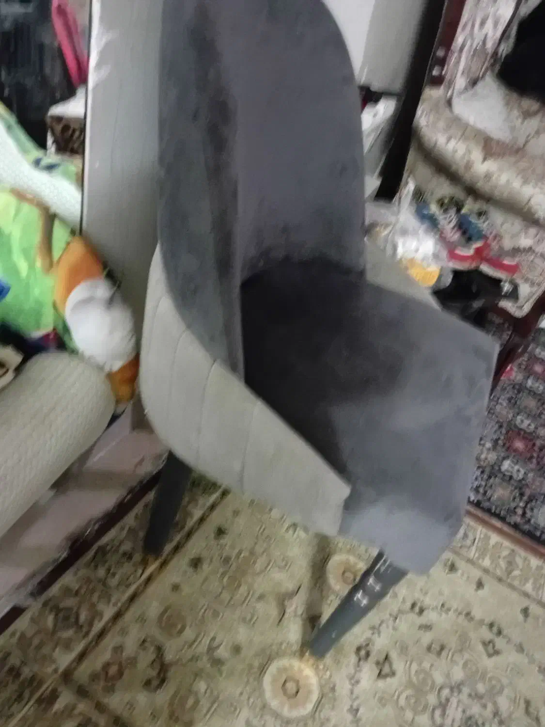 صندلی چوبی|صندلی و نیمکت|تهران, باغ خزانه|دیوار