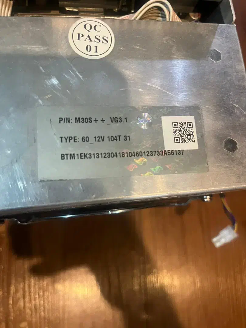 واتس ماینر m30s++ 104|قطعات و لوازم جانبی رایانه|اصفهان, شاهزید|دیوار