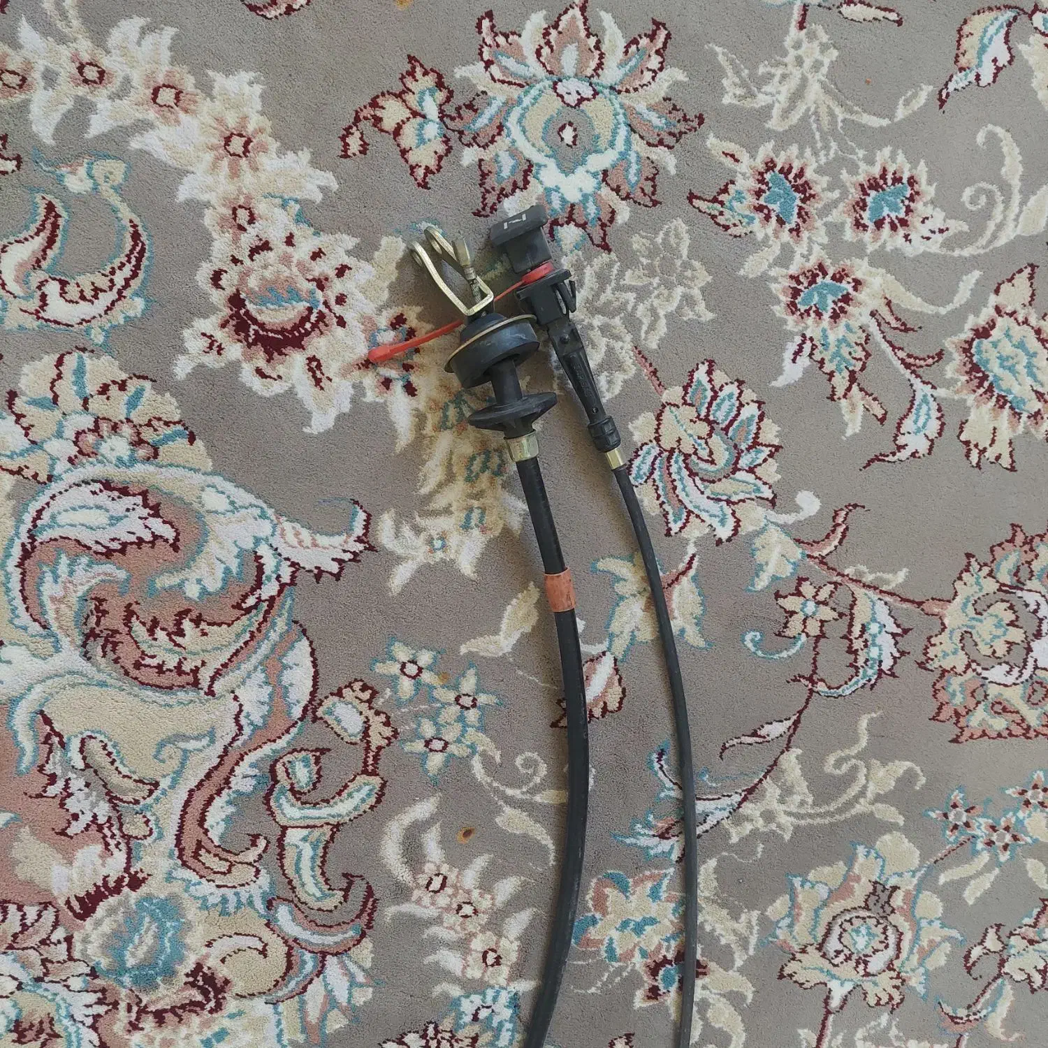 مثلث خطر سیم کلاچ و کاپوت|قطعات یدکی و لوازم جانبی|کرمانشاه, |دیوار