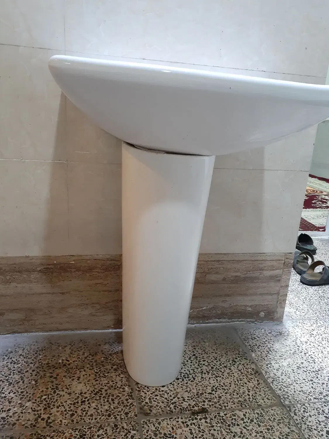 روشویی سایز متوسط سرامیکی جنس درجه یک|لوازم سرویس بهداشتی|اهواز, لشکرآباد|دیوار