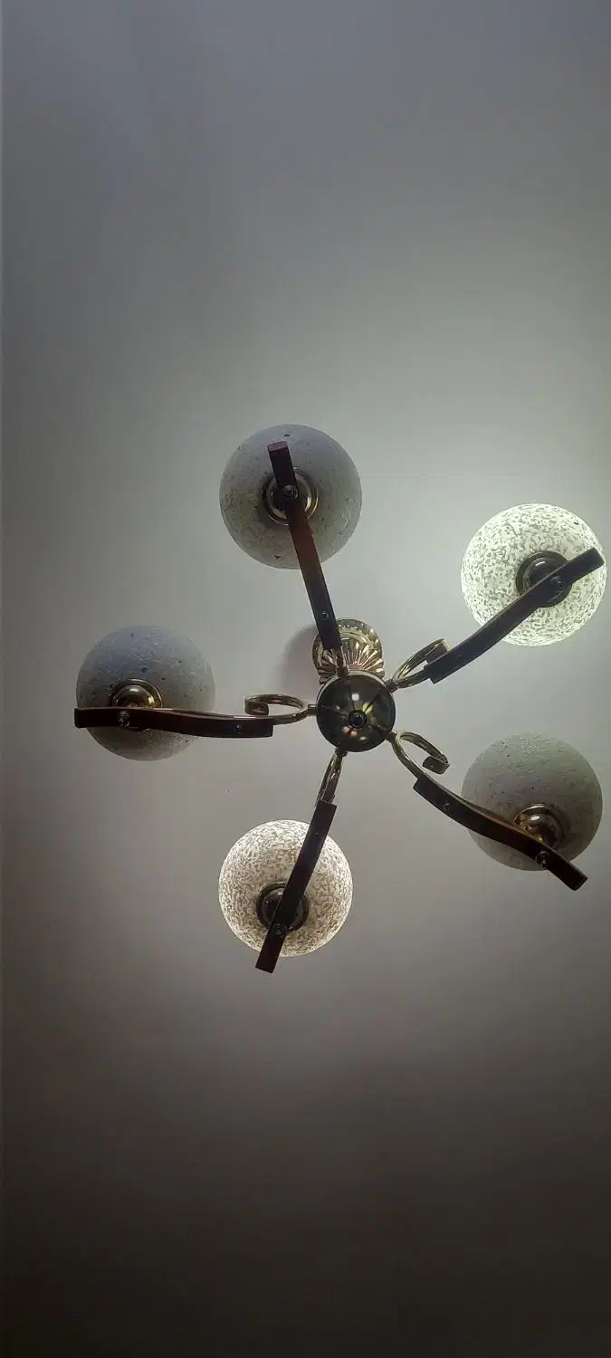 دوتا لوستر|لامپ و چراغ|یزد, |دیوار