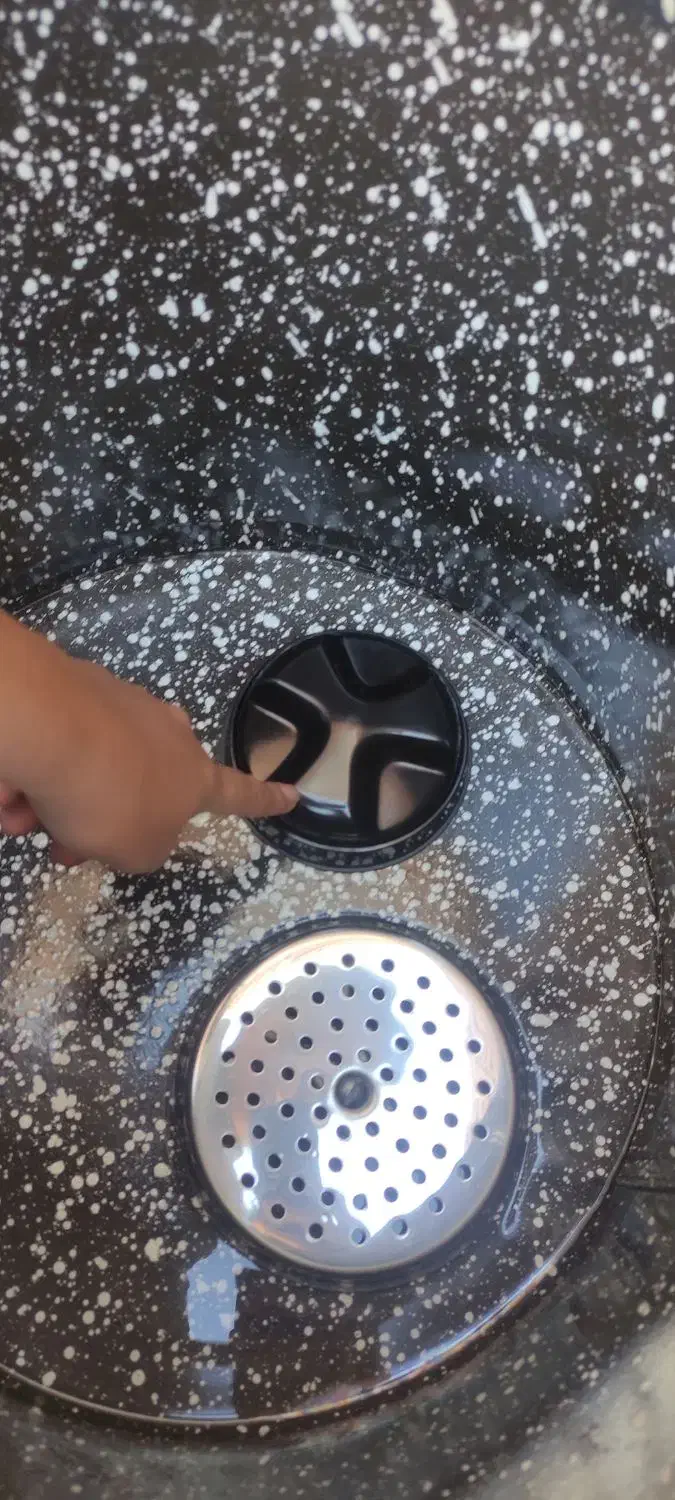 کهنه شور نوزاد صفر و آکبند|ماشین لباسشویی و خشک‌کن لباس|زرند, |دیوار