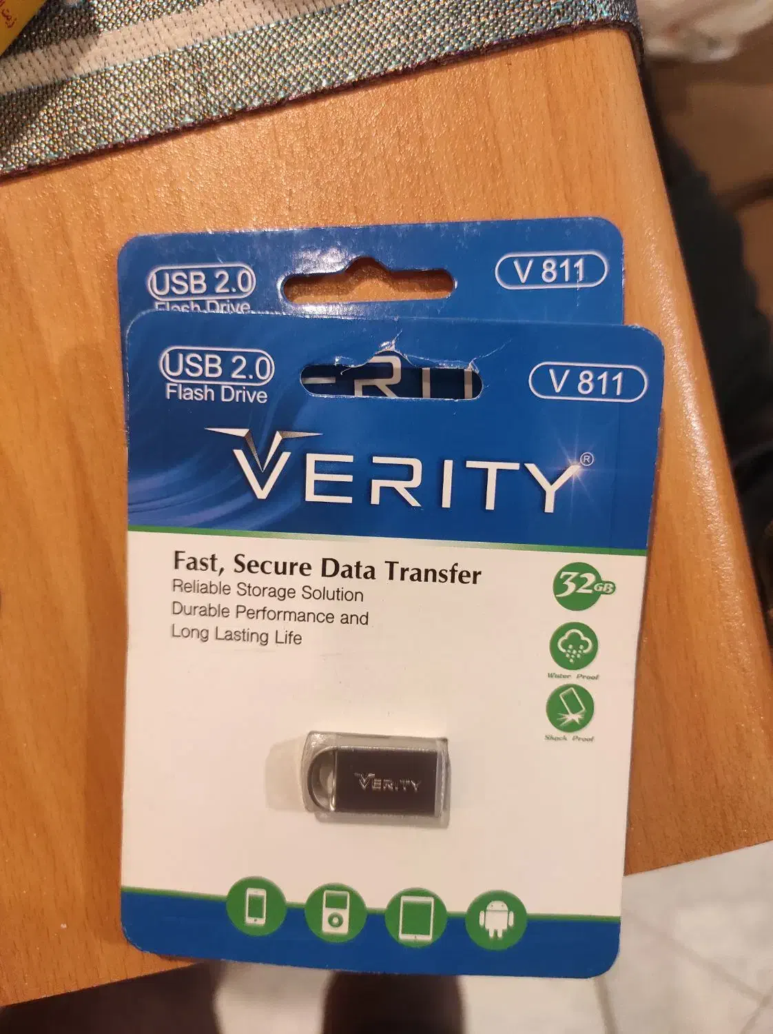 چند عدد فلش و رم با گارانتی مادام زیر فی بازار|قطعات و لوازم جانبی رایانه|کرج, جهانشهر|دیوار